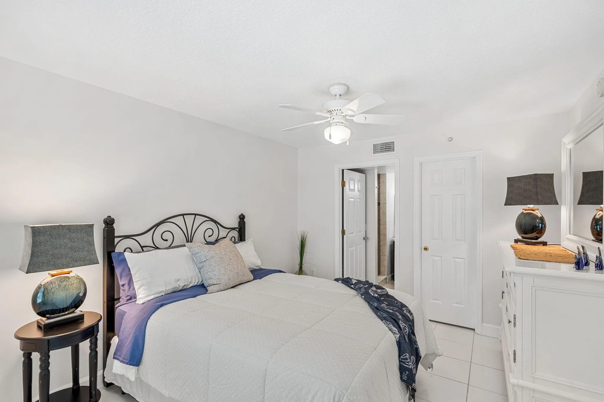 1155 S Atlantic Avenue, #203