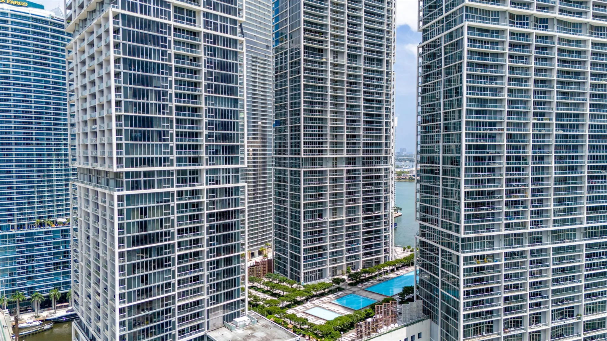 485 Brickell Avenue, #2506