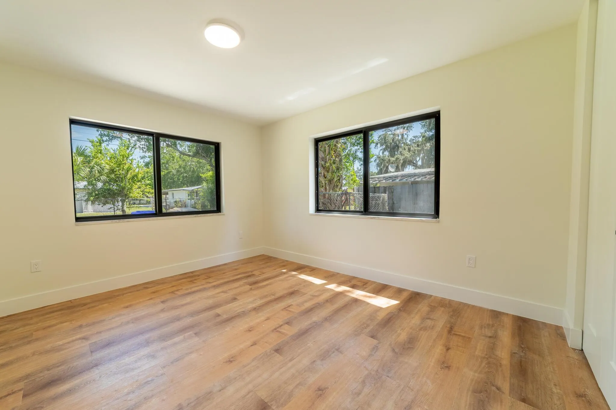 809 SE 12th Street