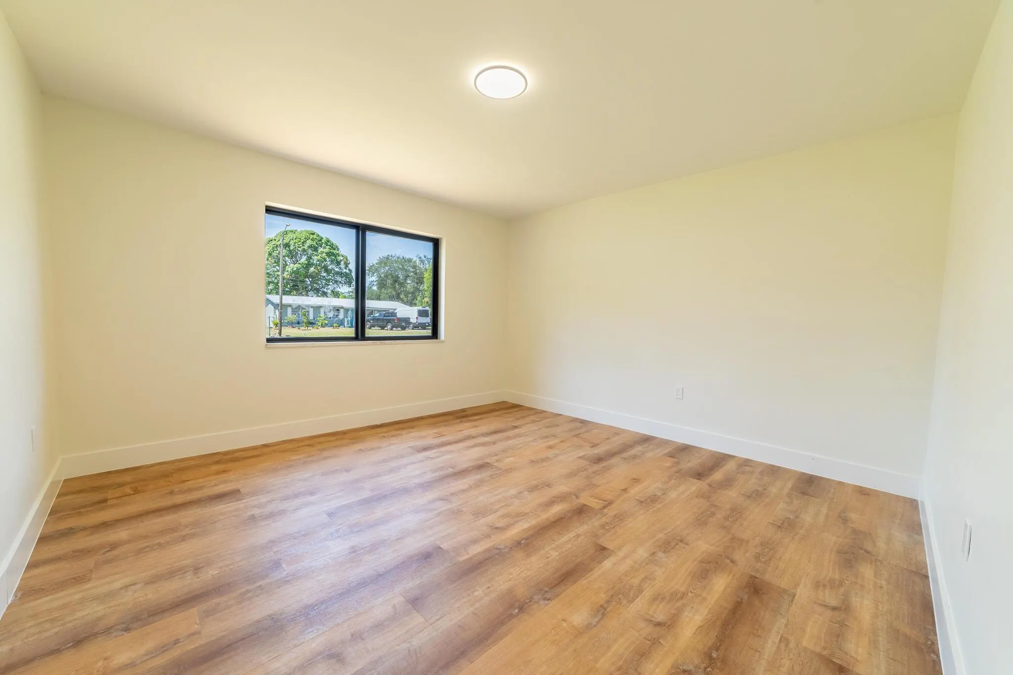 809 SE 12th Street