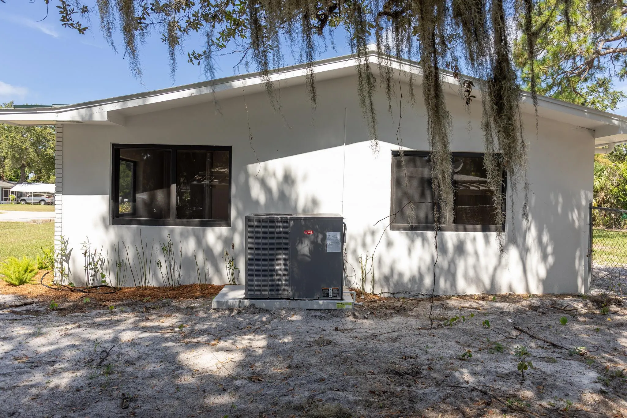 809 SE 12th Street