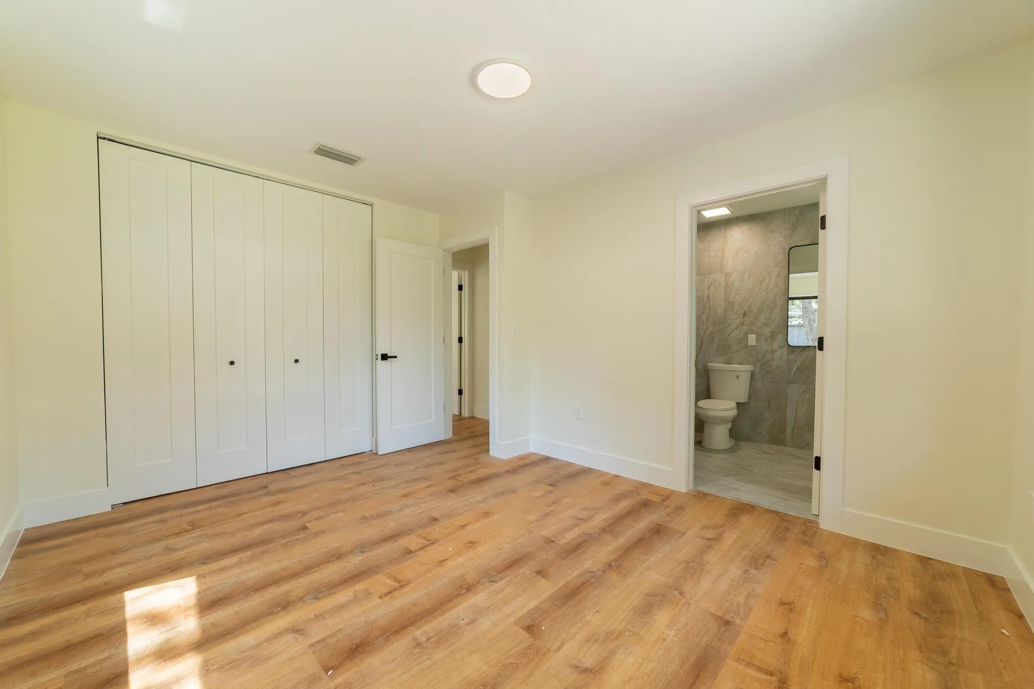 809 SE 12th Street