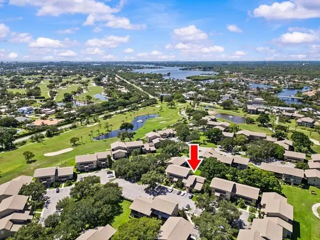 18460 SE Wood Haven Lane, #H