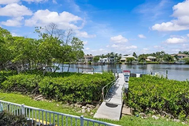18460 SE Wood Haven Lane, #H