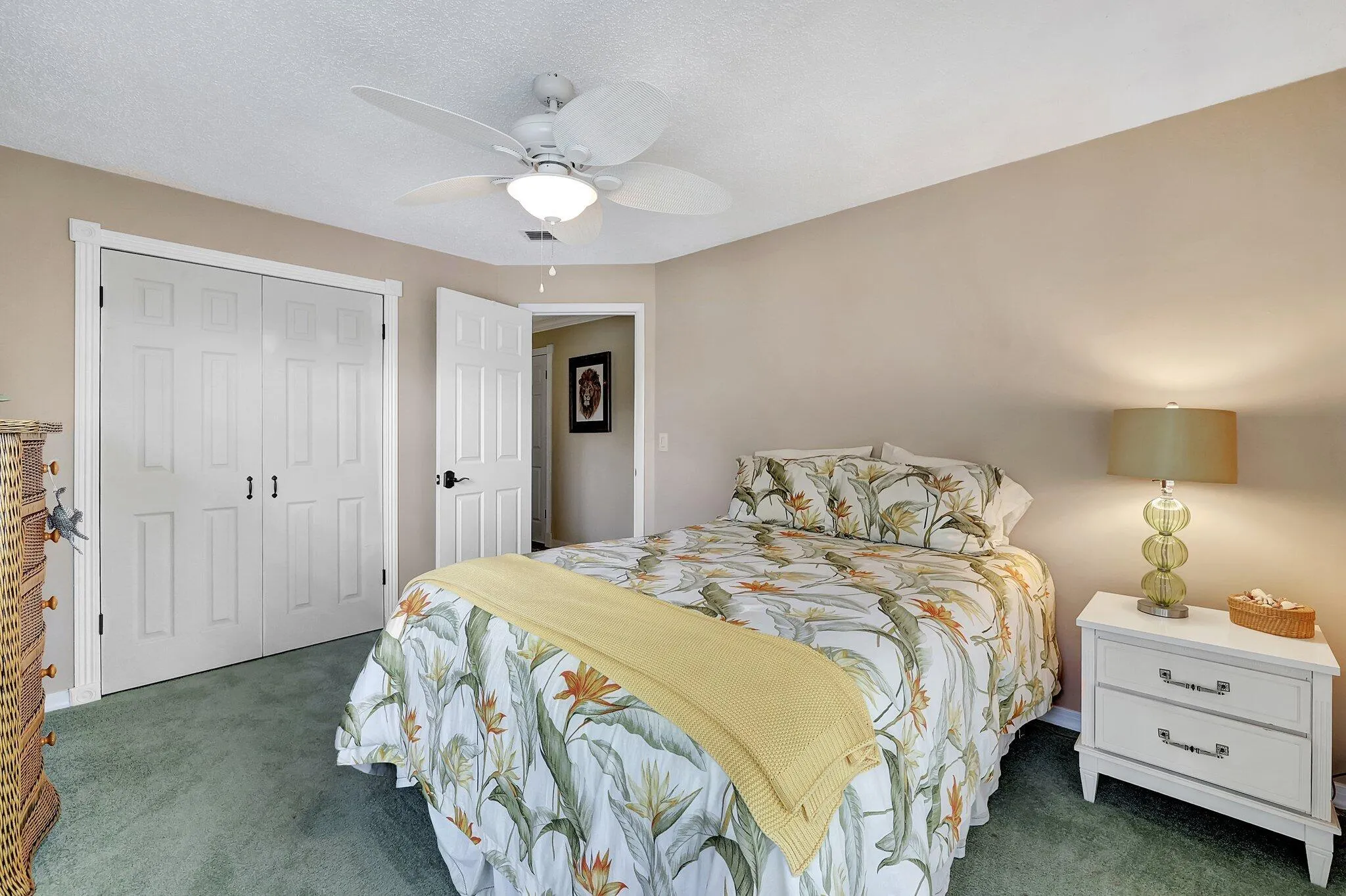 78 Royal Oak Drive, #206