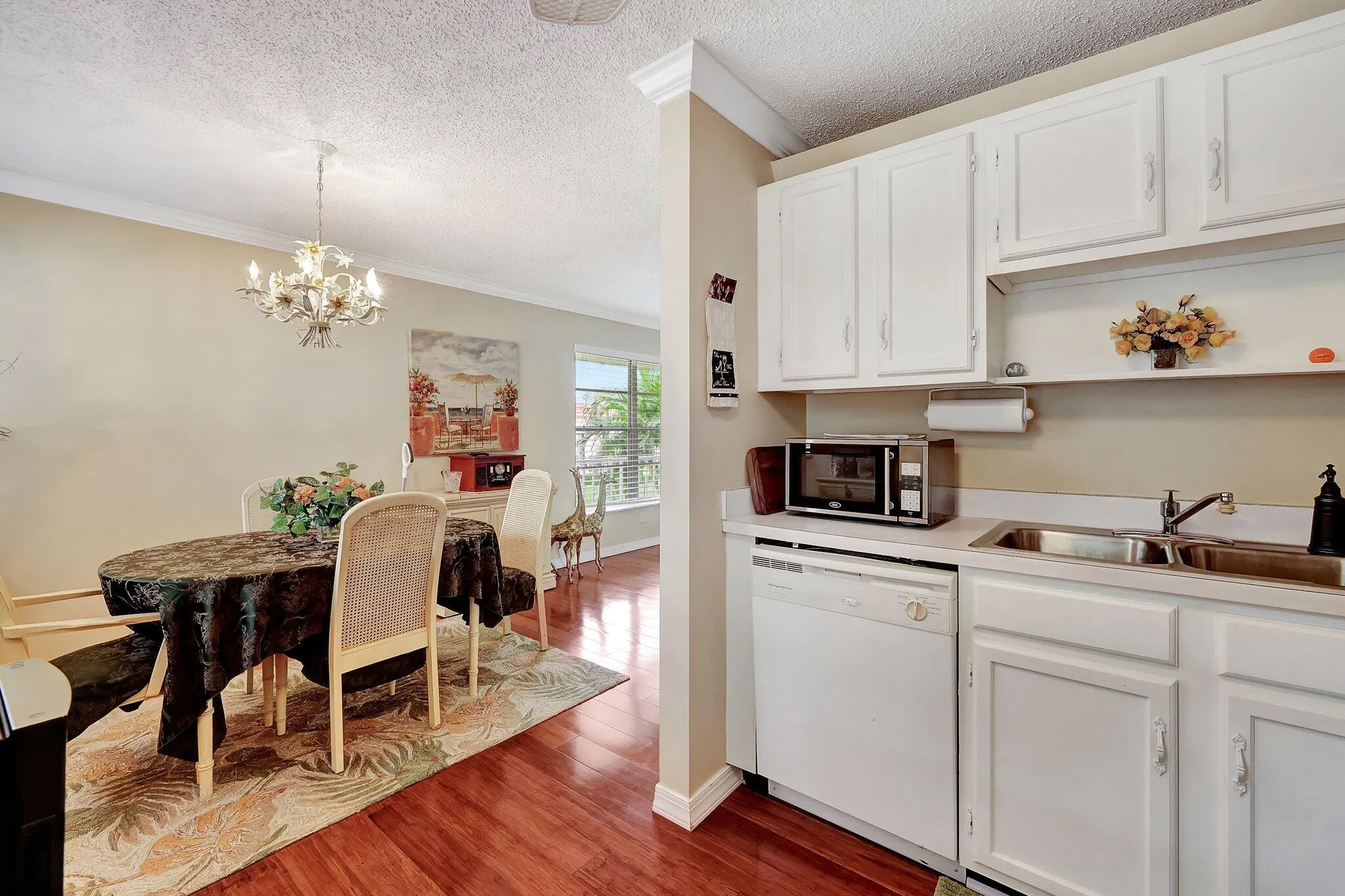 78 Royal Oak Drive, #206