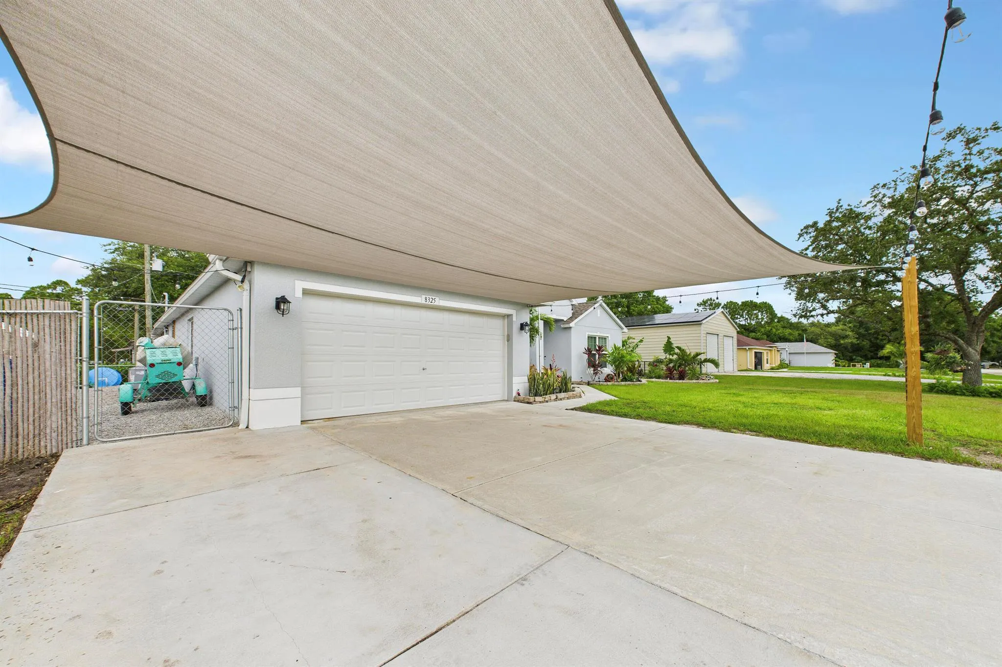 8325 105th Court