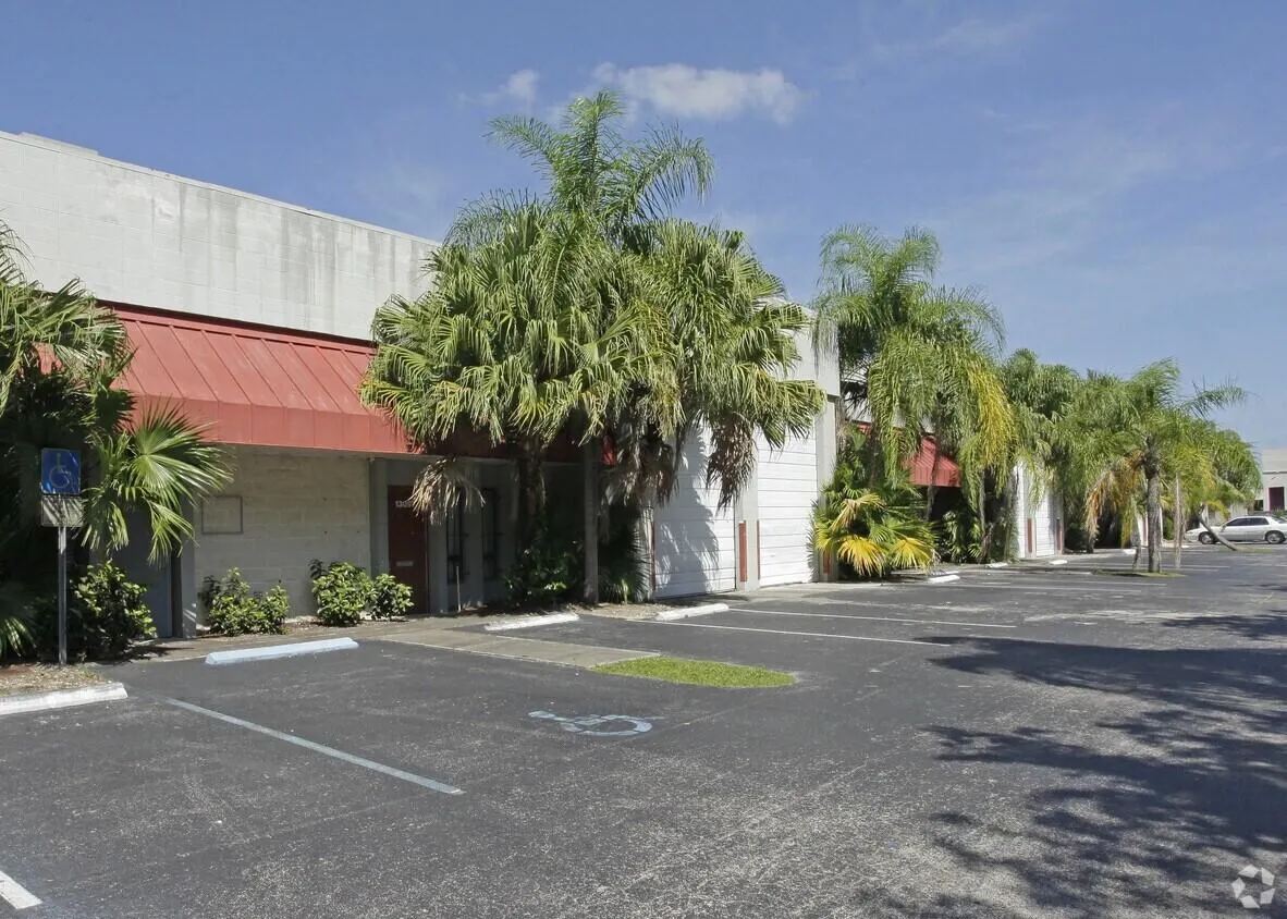 13977 SW 140th Street, #105