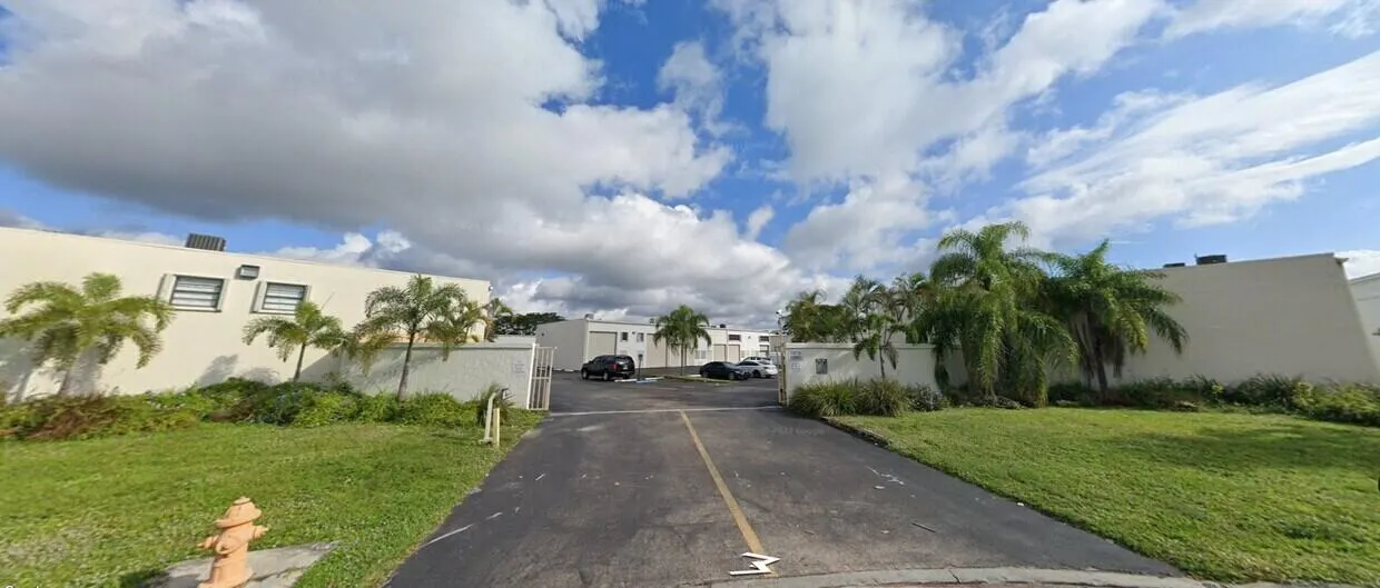 13977 SW 140th Street, #105