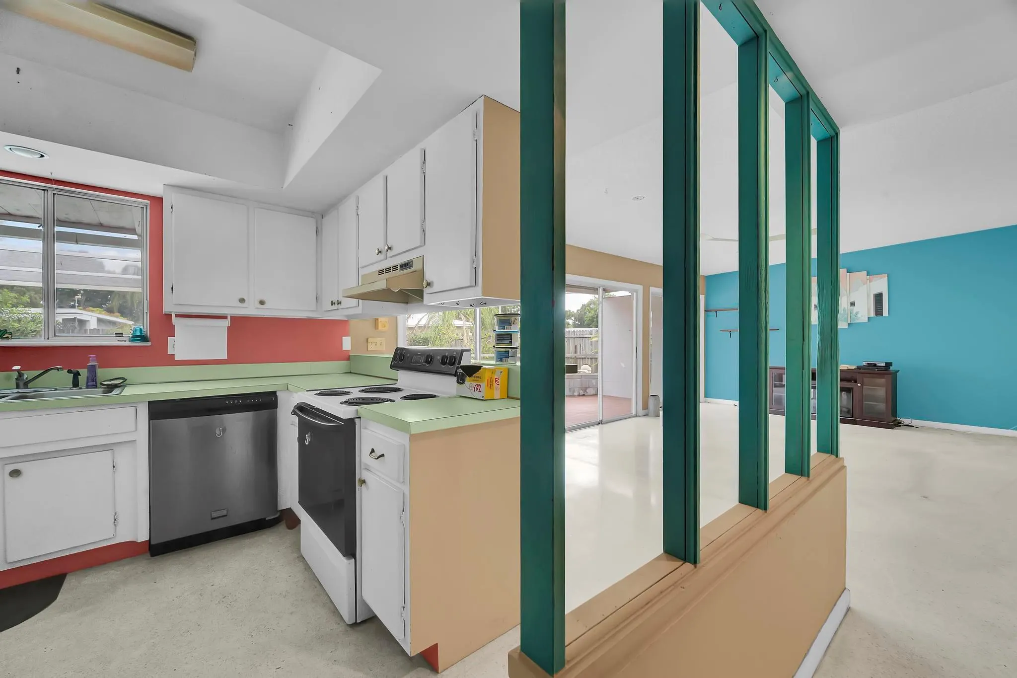 159 NE Lobster Road