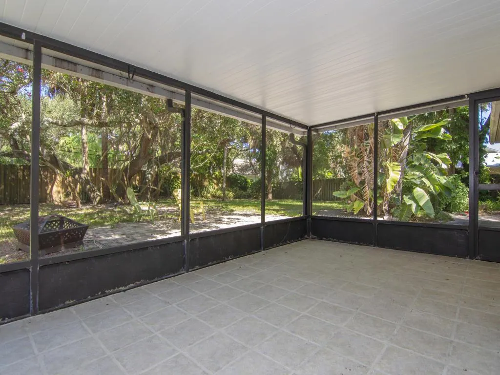 915 Marigold Lane