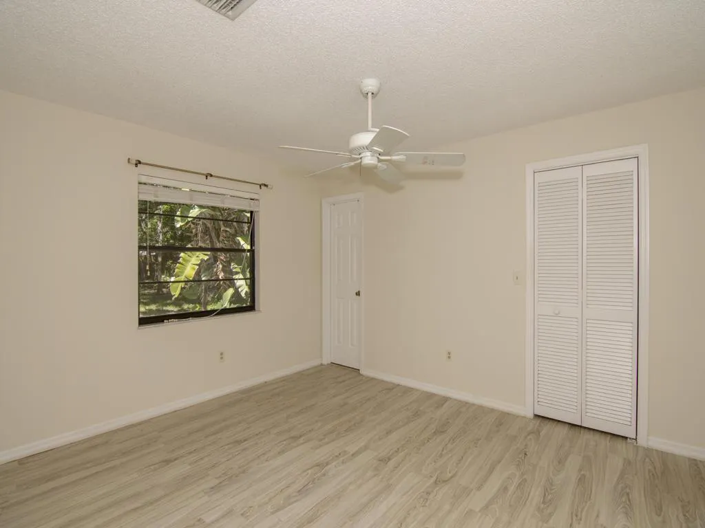915 Marigold Lane