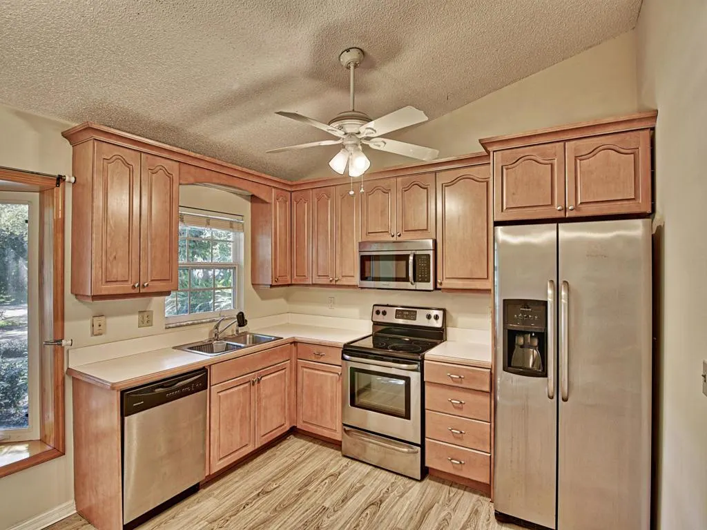915 Marigold Lane