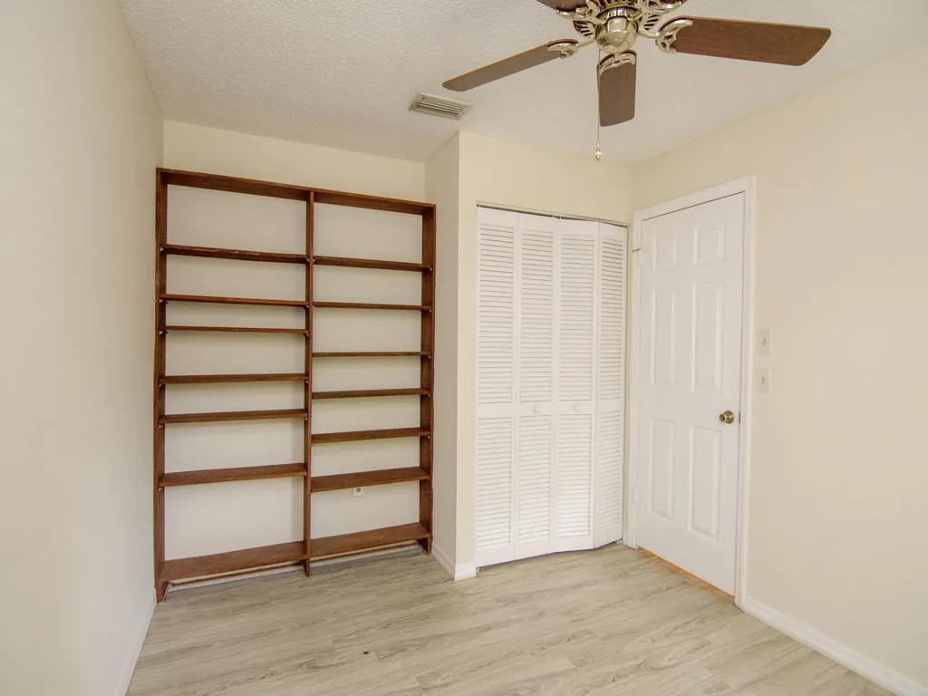 915 Marigold Lane
