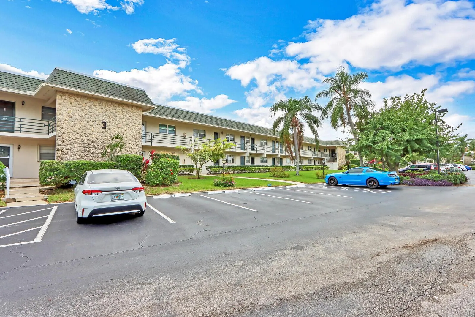 1900 S Kanner Highway, #3-202