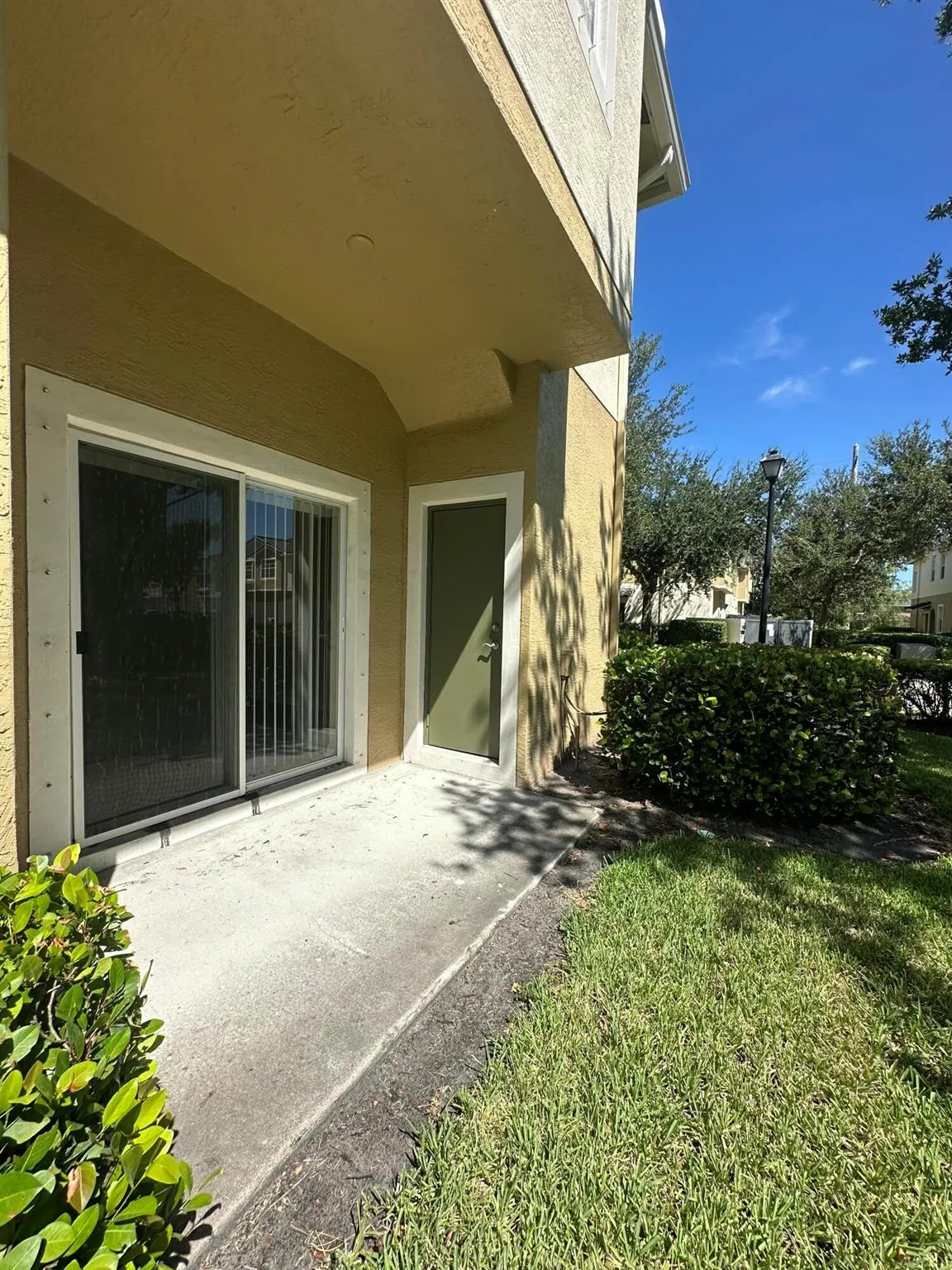 3041 SE Lexington Lakes Drive, #101