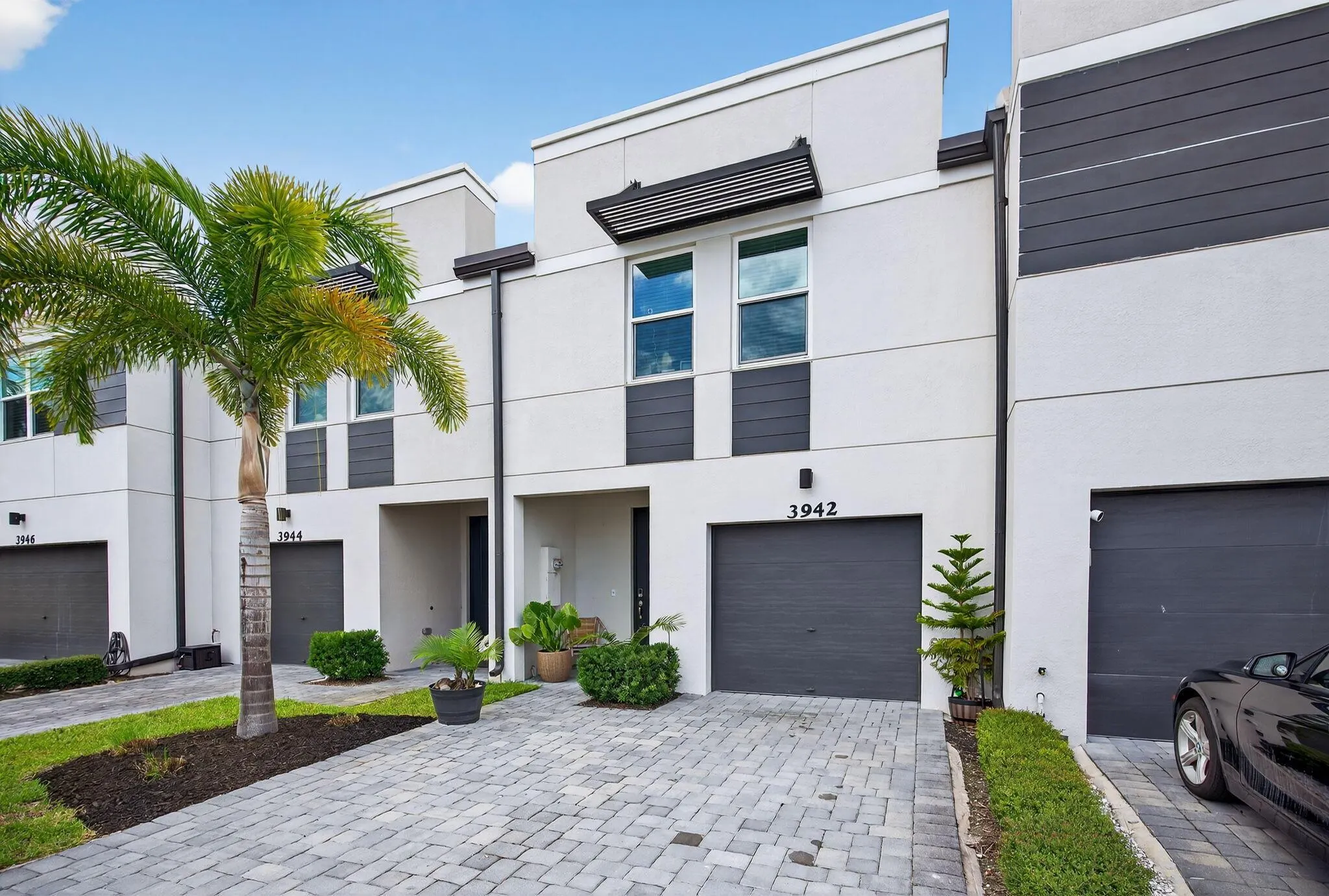 3942 SE Caladium Court