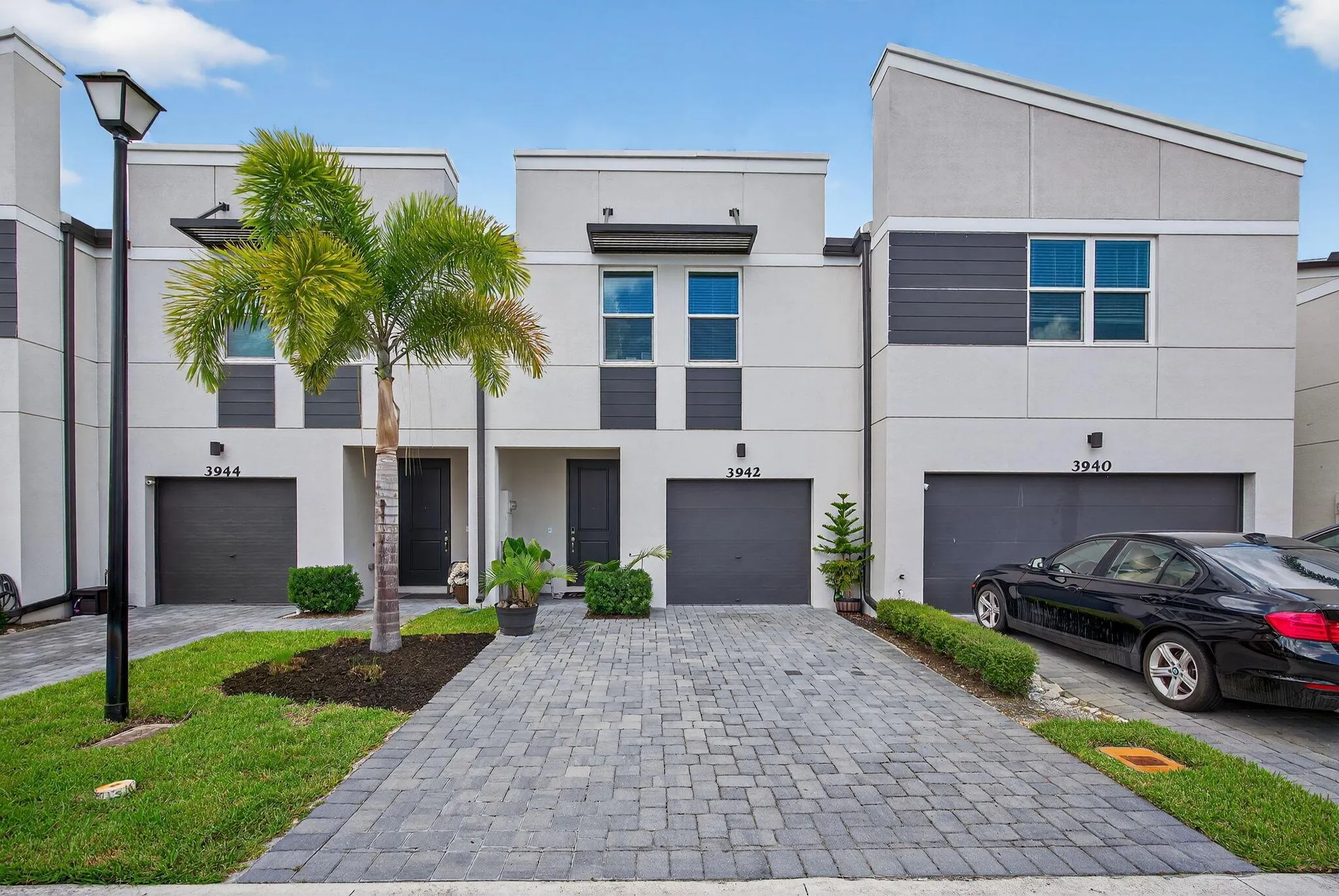 3942 SE Caladium Court
