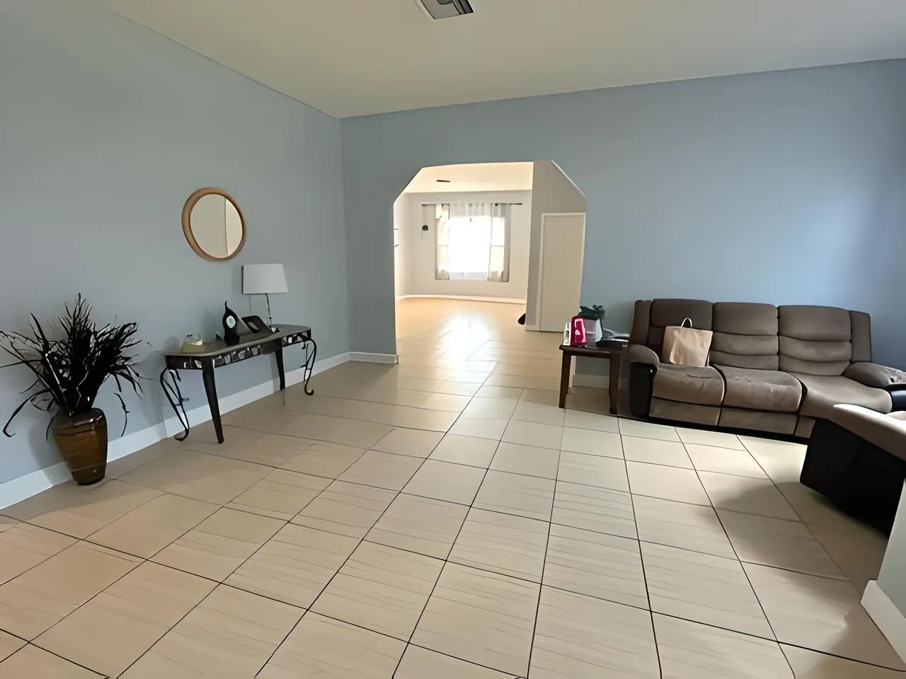 512 Avenida Del Sur