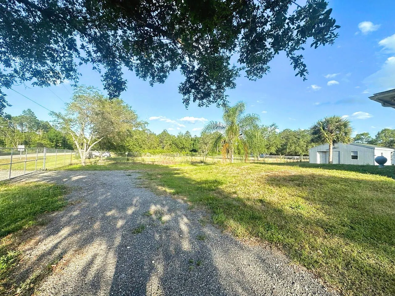 512 Avenida Del Sur