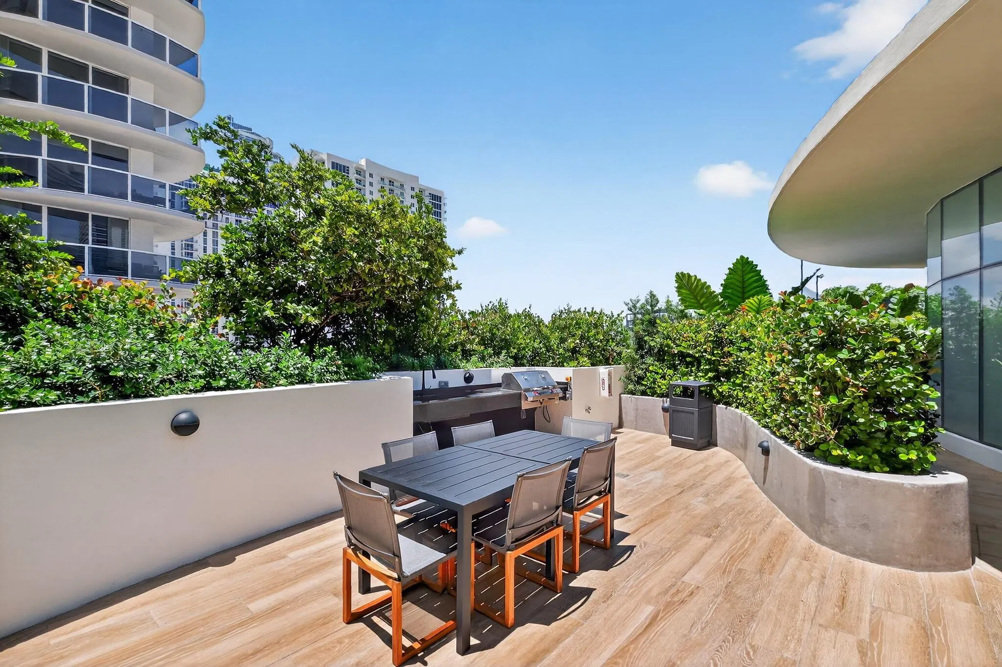 700 NE 24th Street, #1005