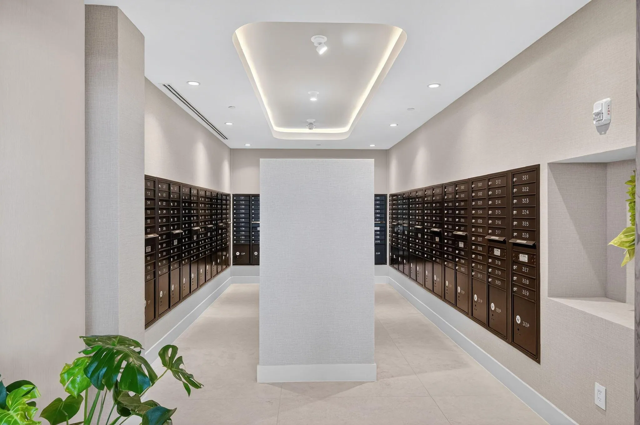 700 NE 24th Street, #1005