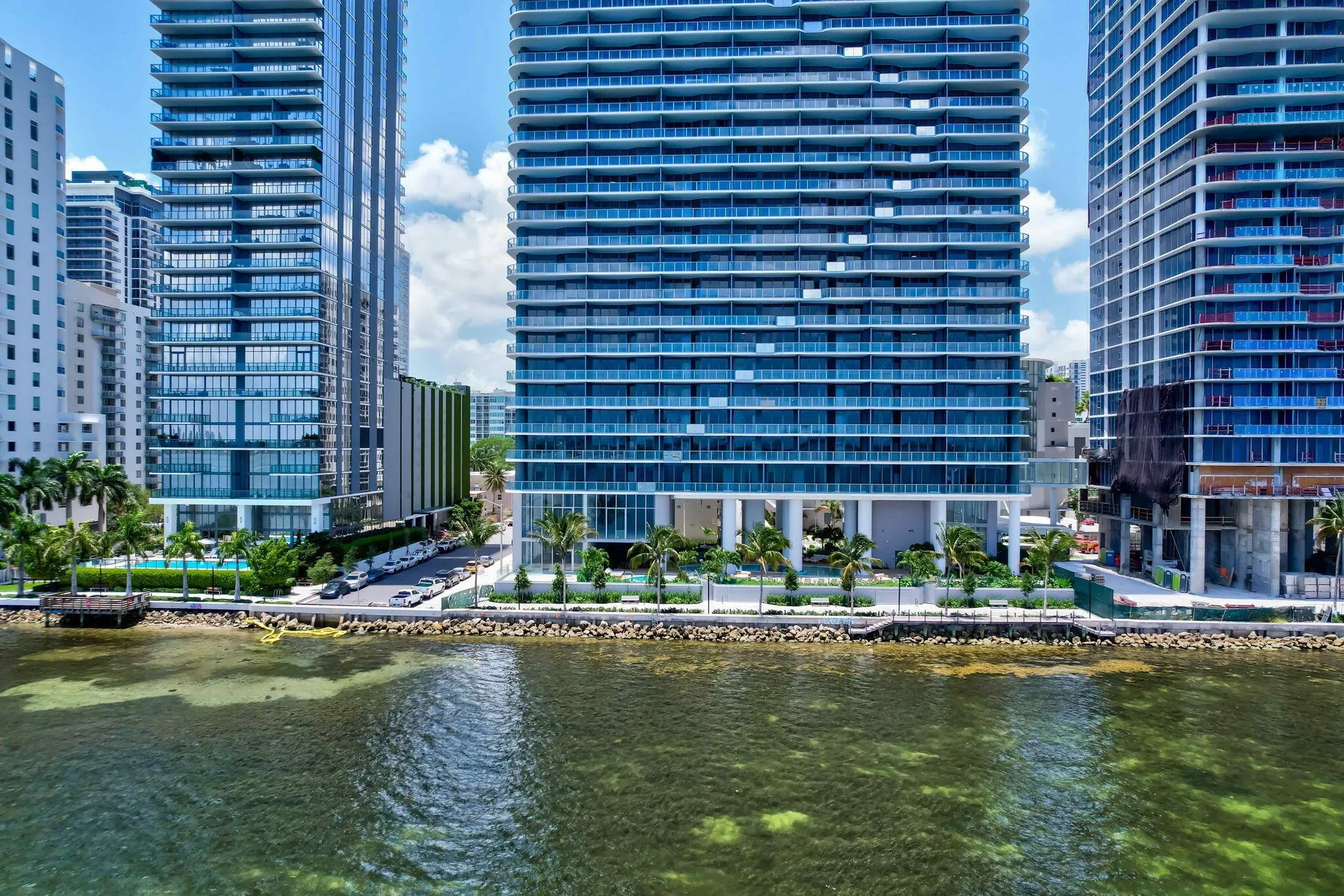 700 NE 24th Street, #1005