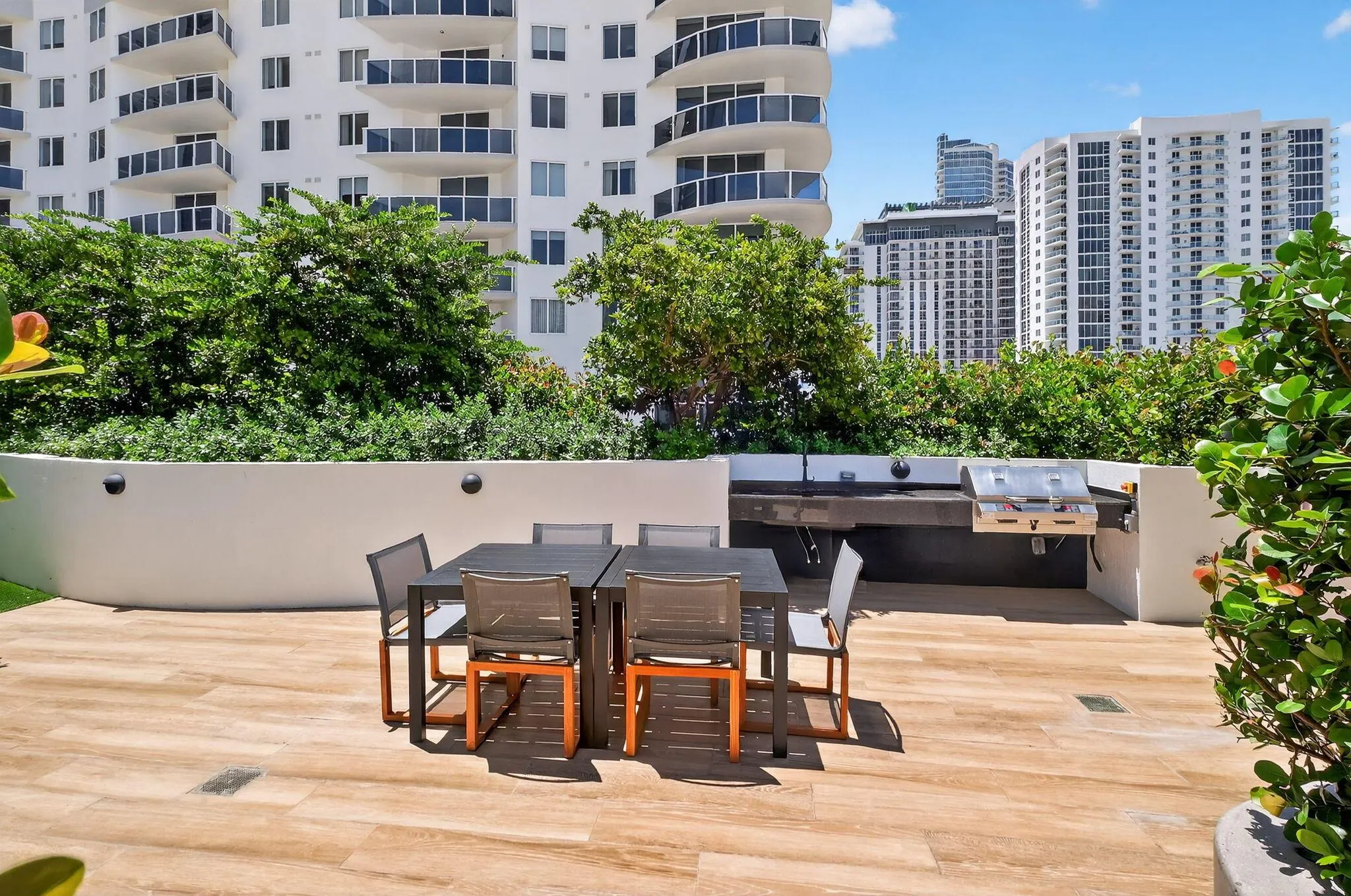 700 NE 24th Street, #1005