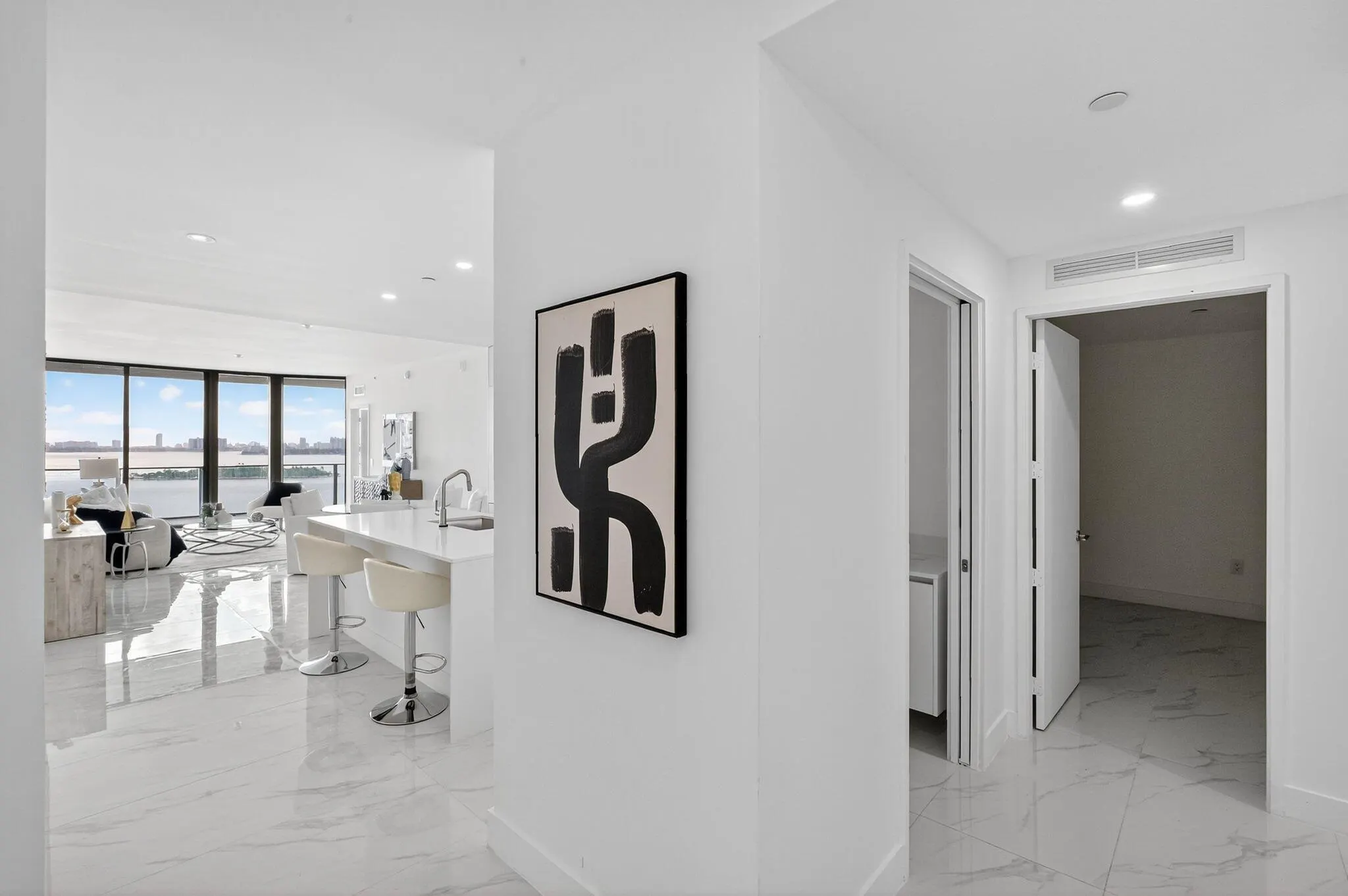 700 NE 24th Street, #1005