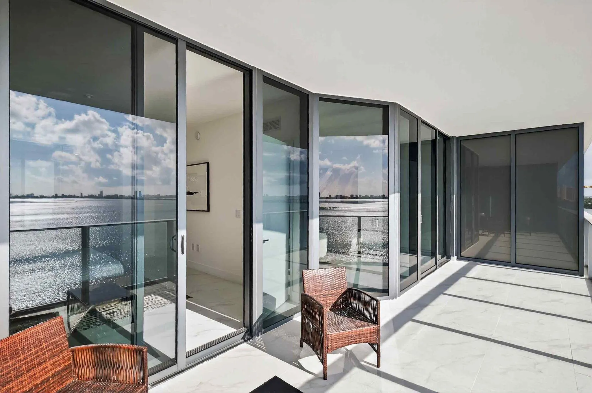 700 NE 24th Street, #1005