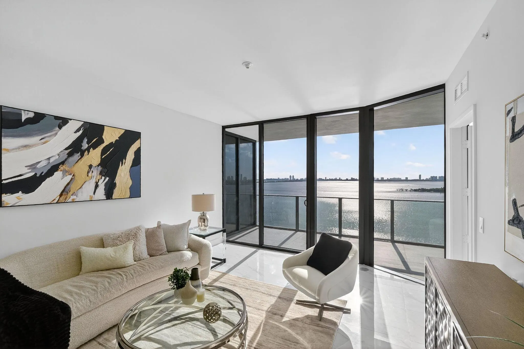 700 NE 24th Street, #1005