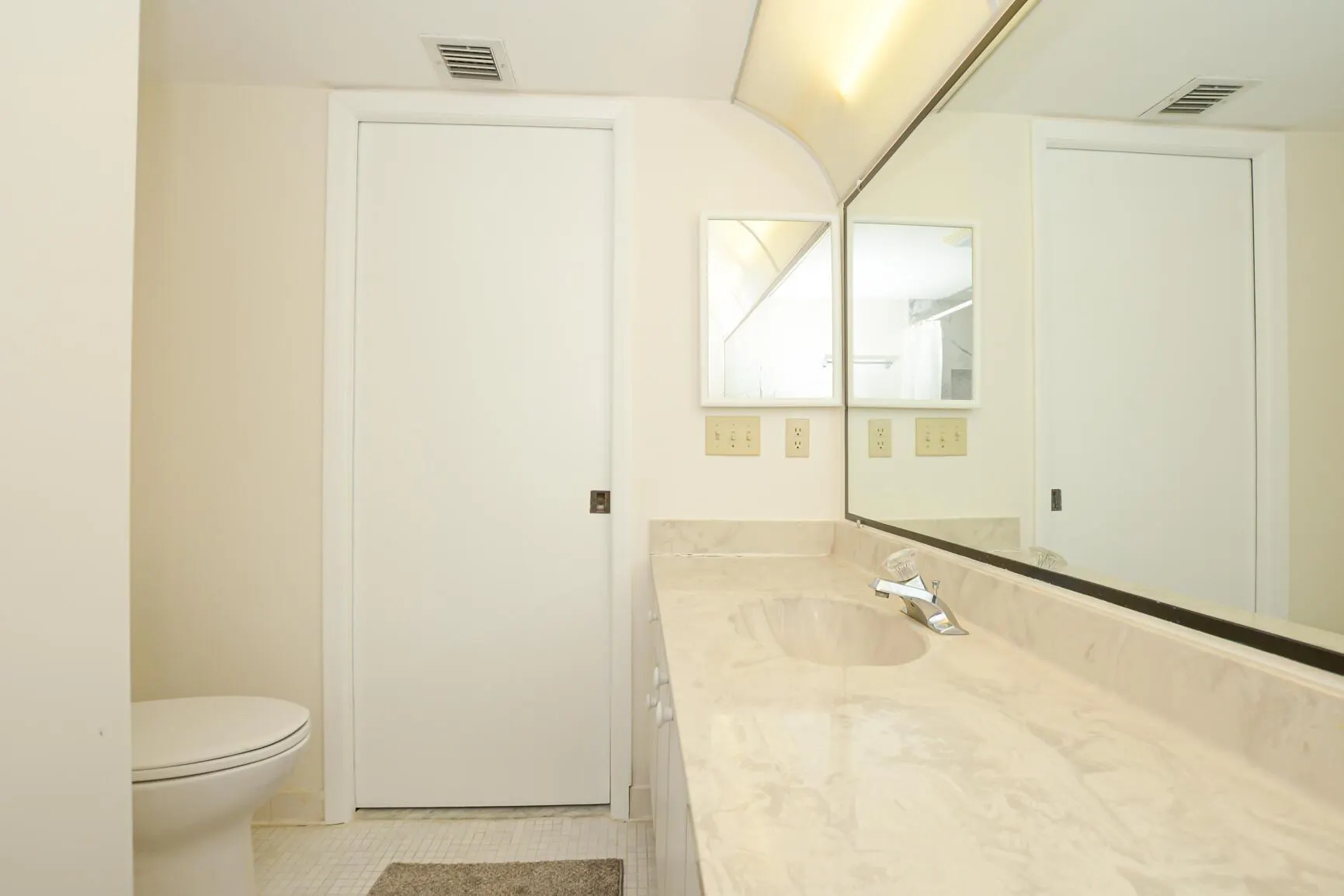 1950 SW Palm City Road, #12-103