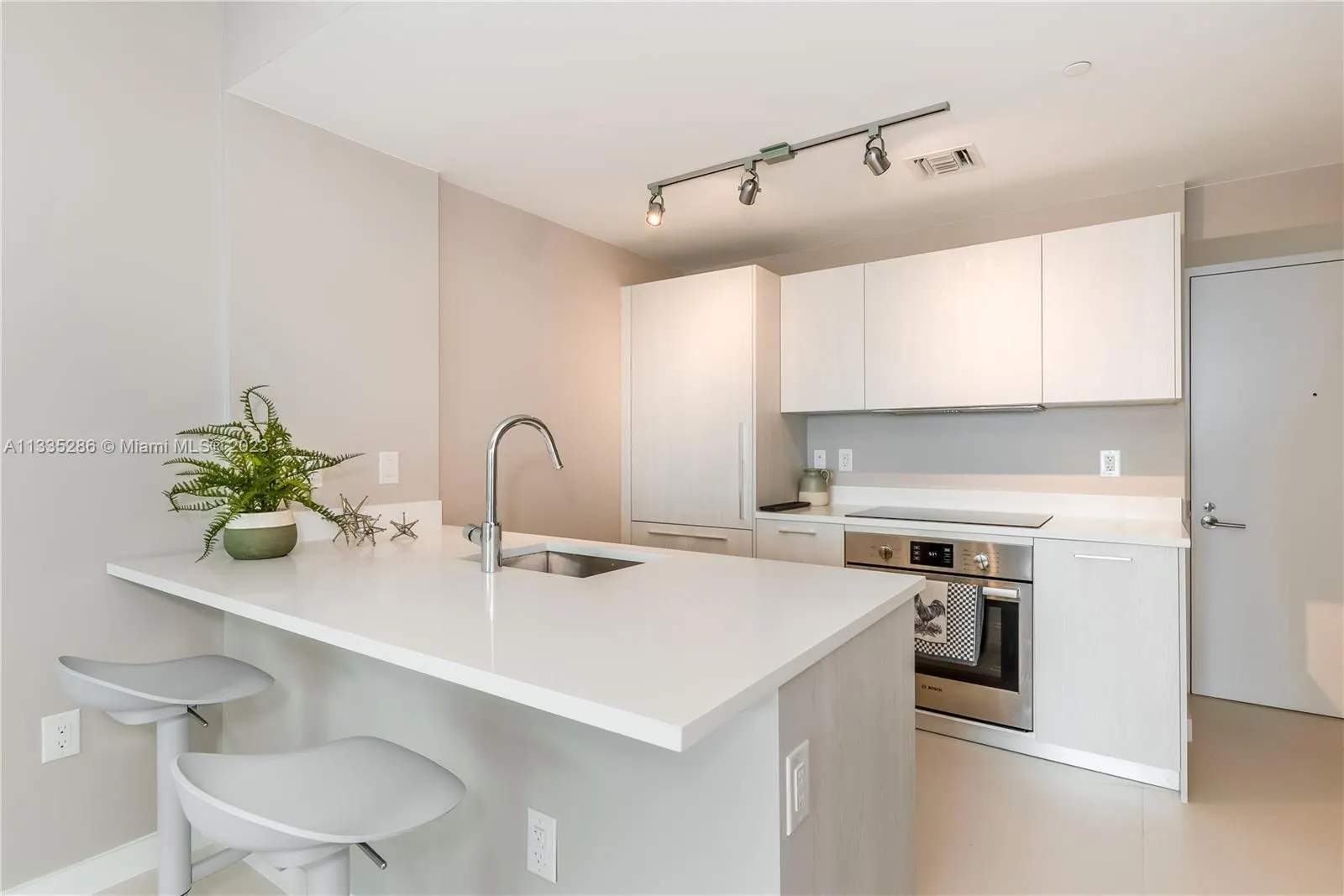 501 NE 31st Street, #1604