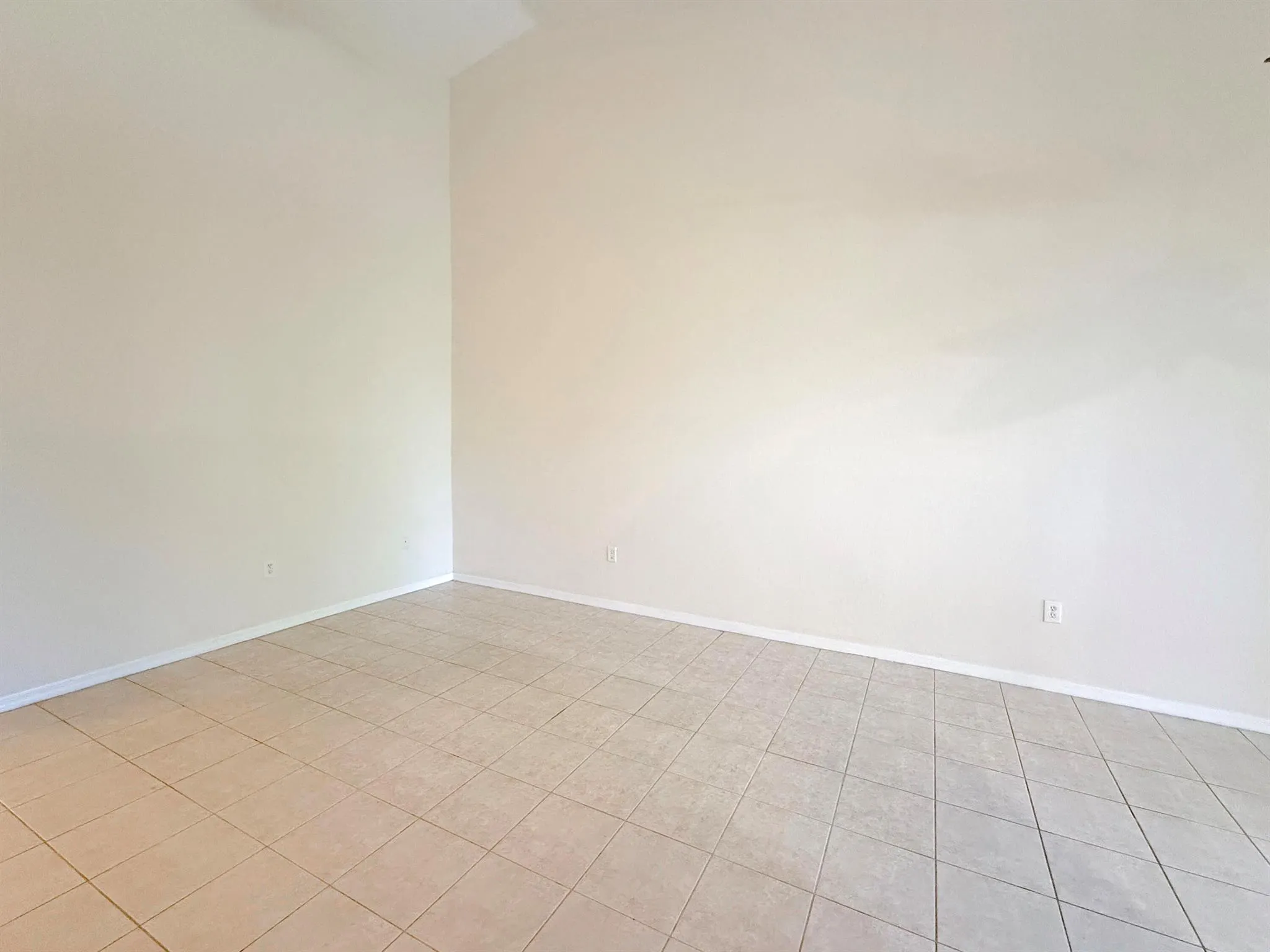 2400 E Aragon Boulevard, #2