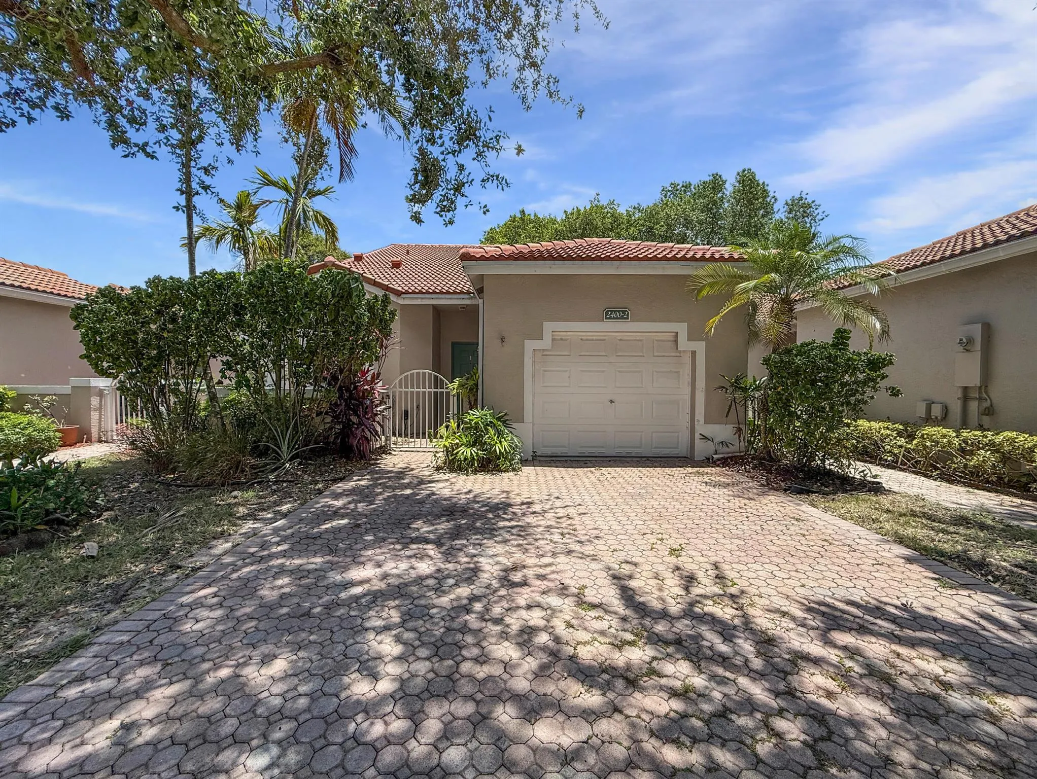 2400 E Aragon Boulevard, #2