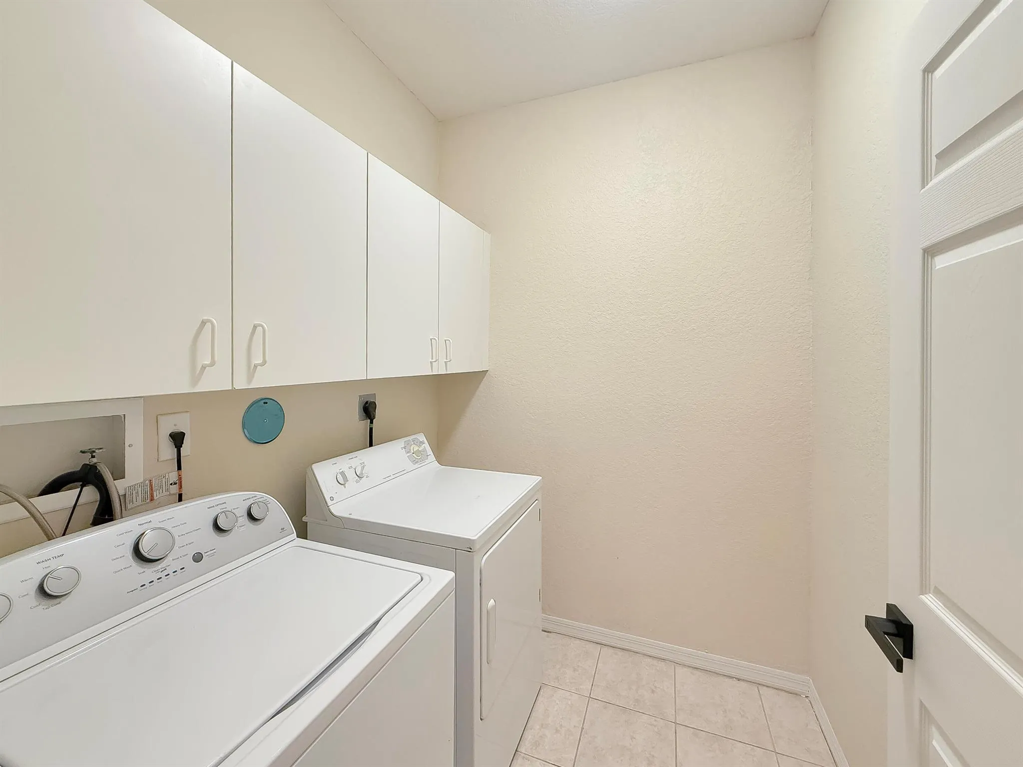 2400 E Aragon Boulevard, #2