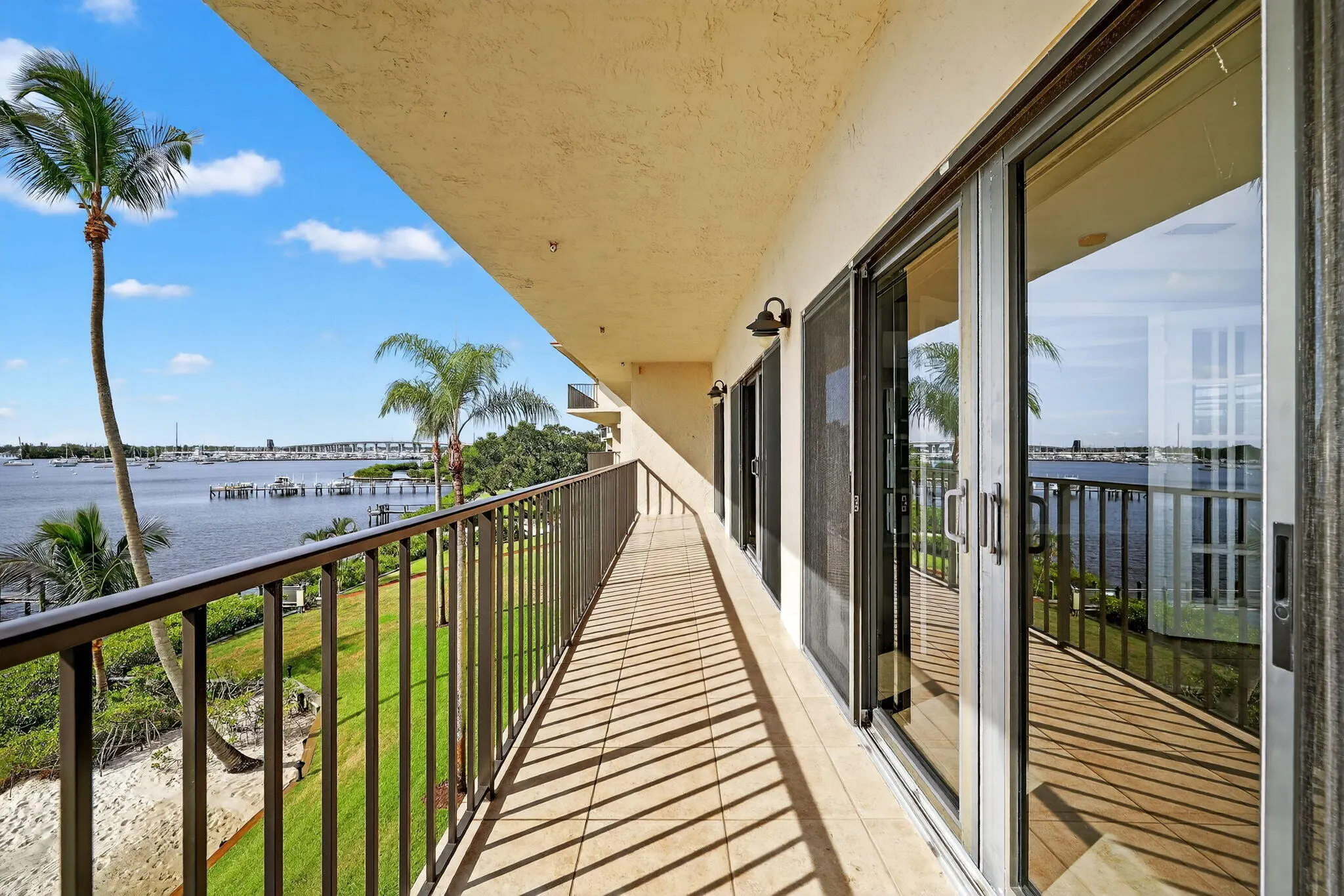 624 SW Saint Lucie Crescent, #308