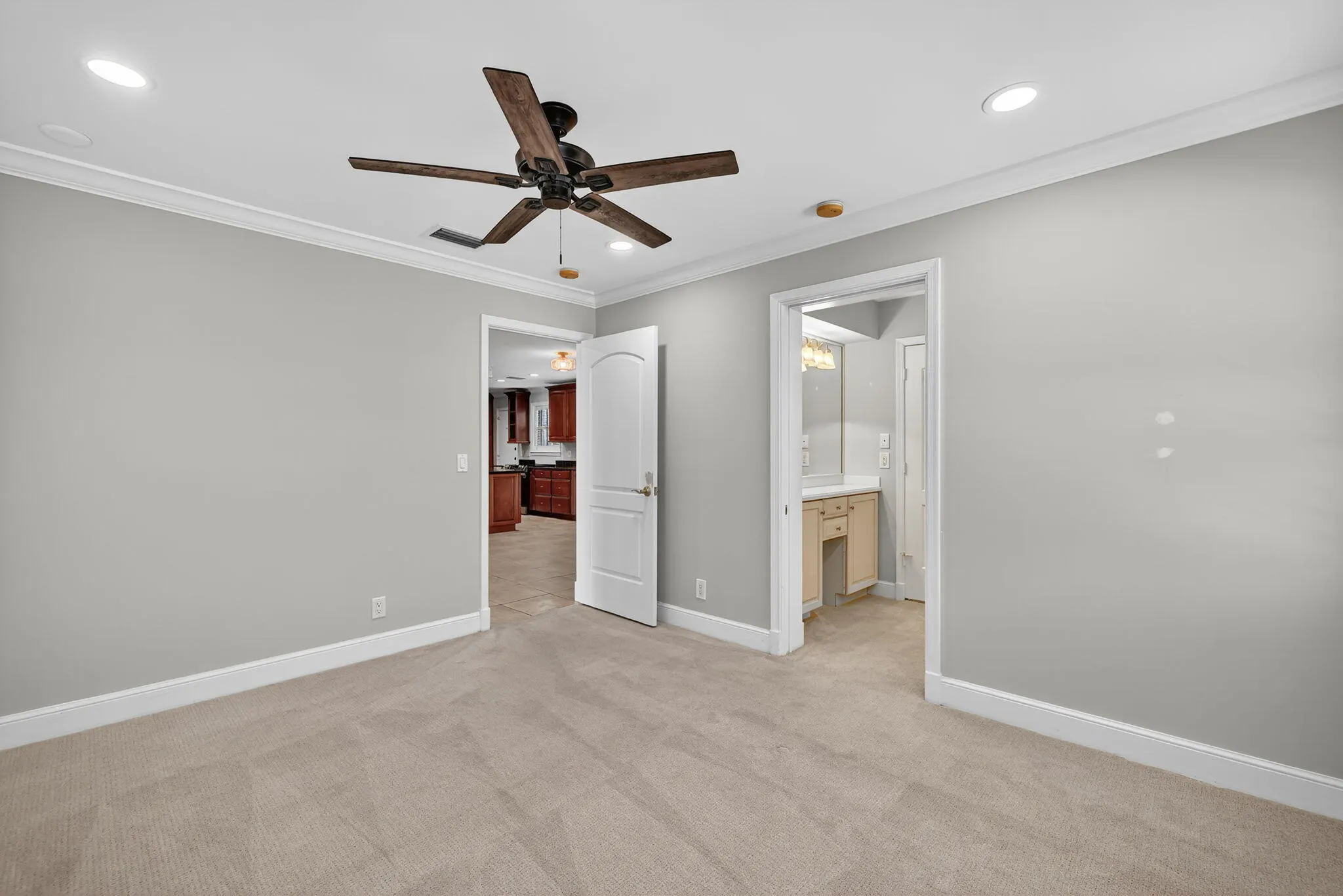 624 SW Saint Lucie Crescent, #308