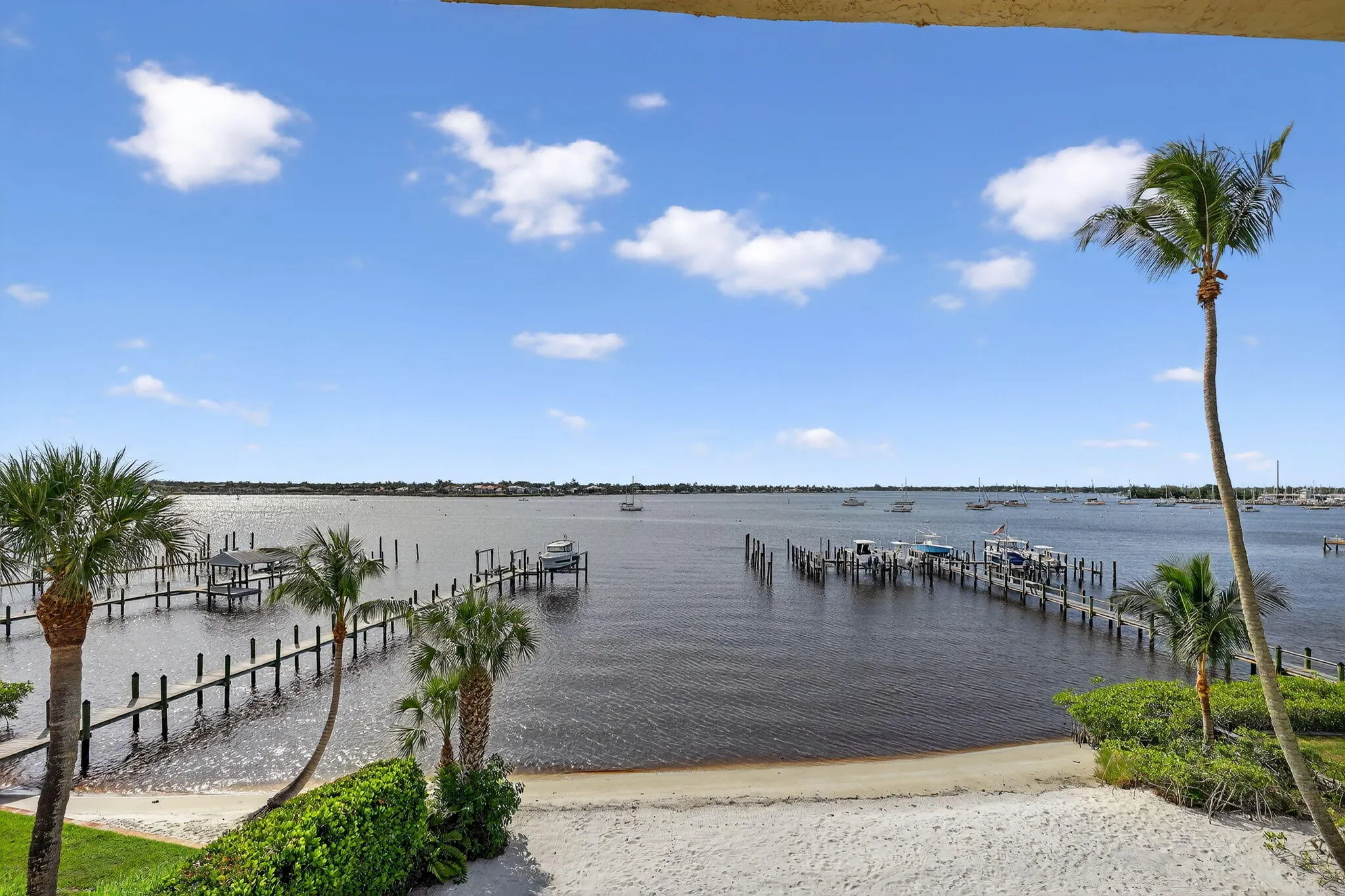 624 SW Saint Lucie Crescent, #308