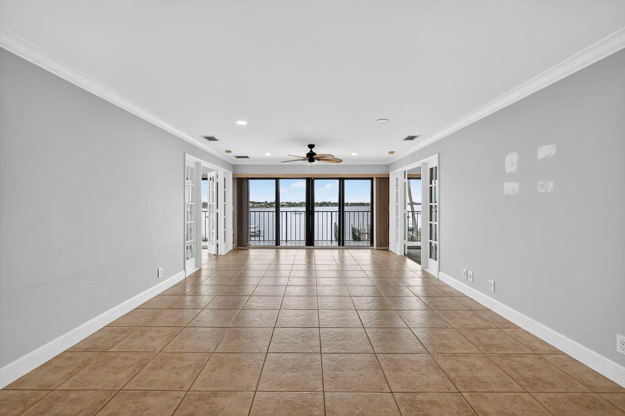 624 SW Saint Lucie Crescent, #308