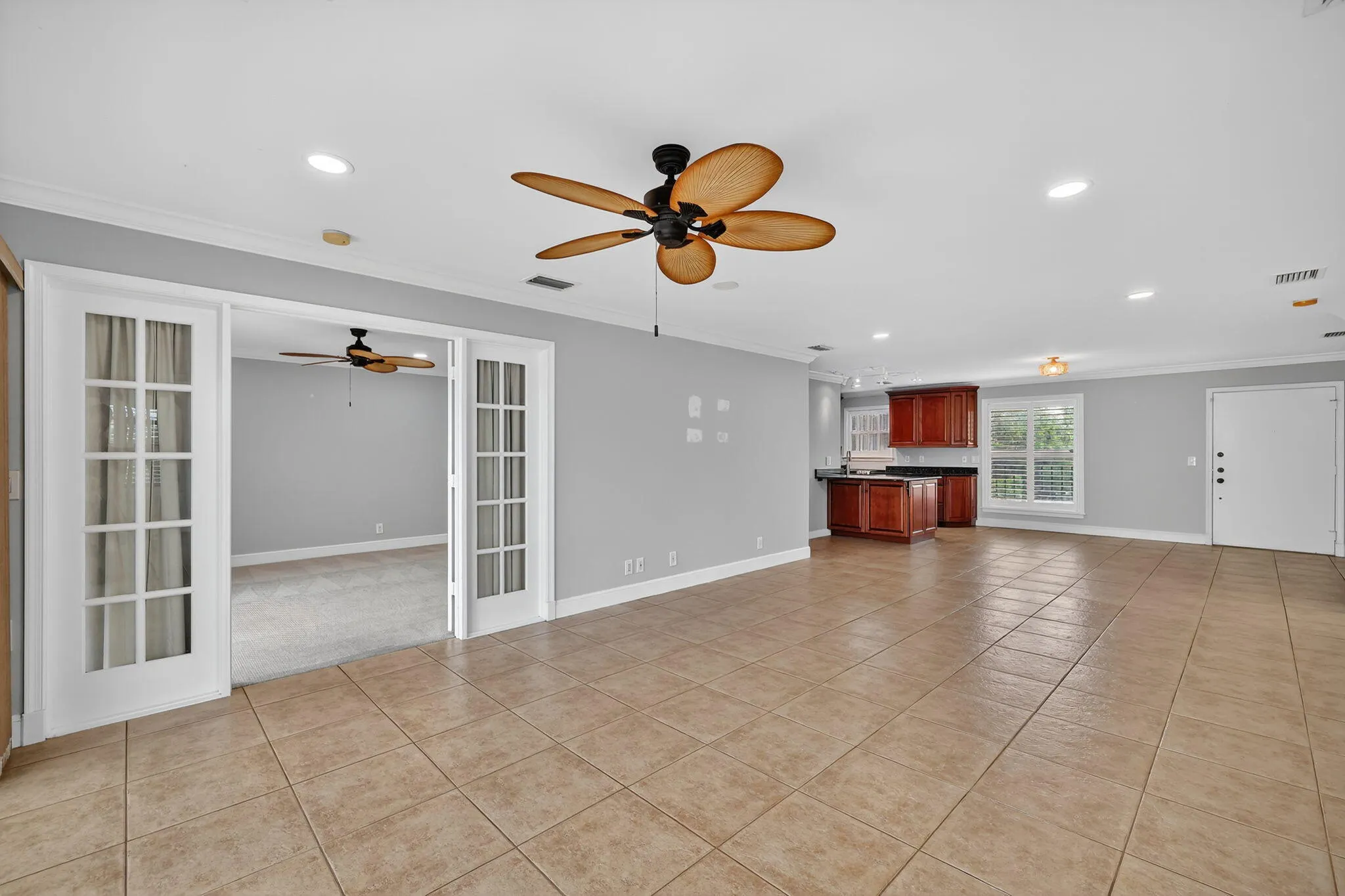624 SW Saint Lucie Crescent, #308