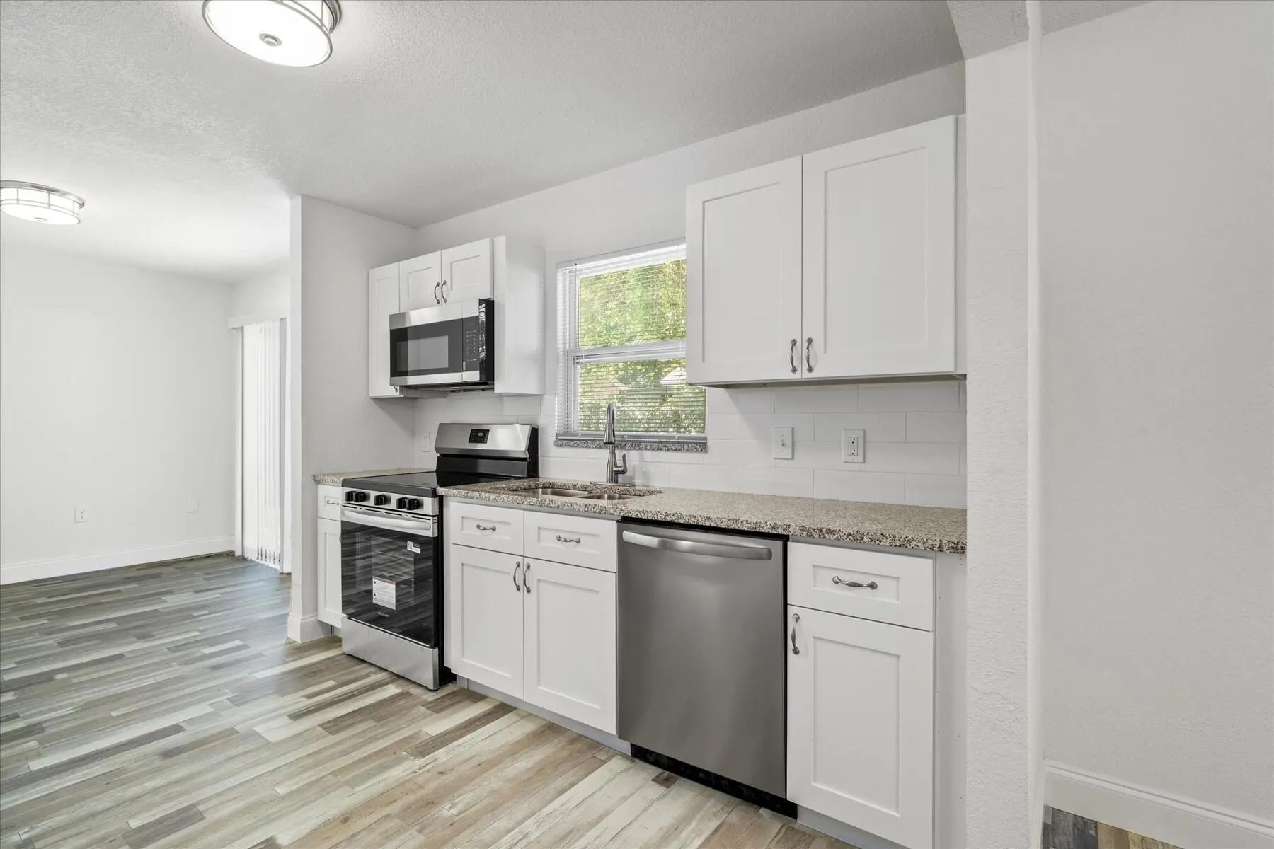 825 2nd Street