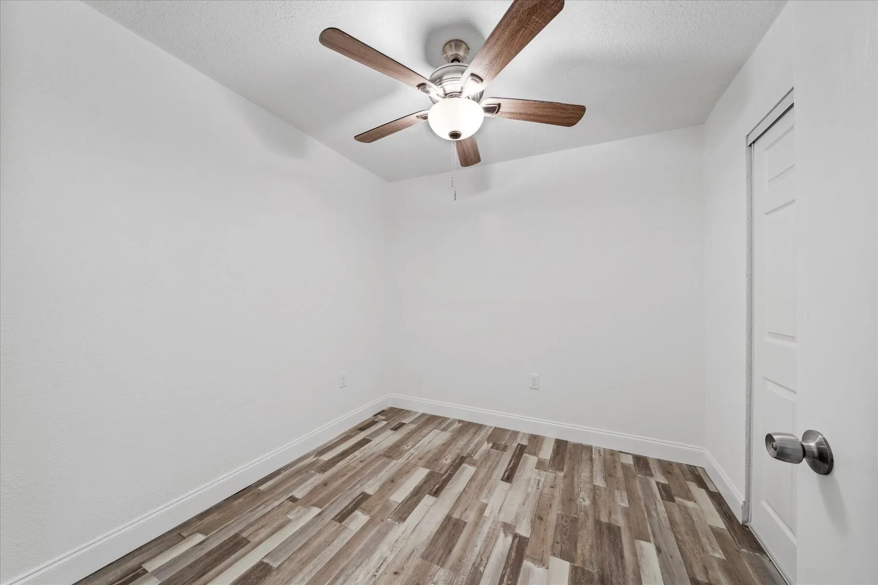 825 2nd Street