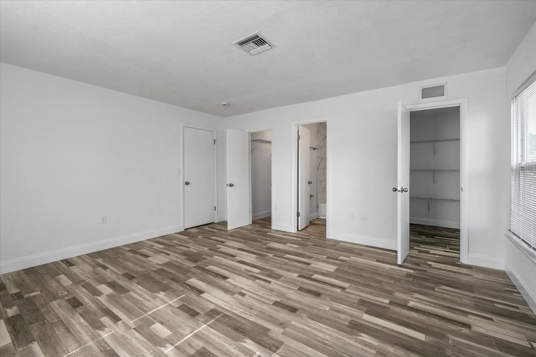 825 2nd Street