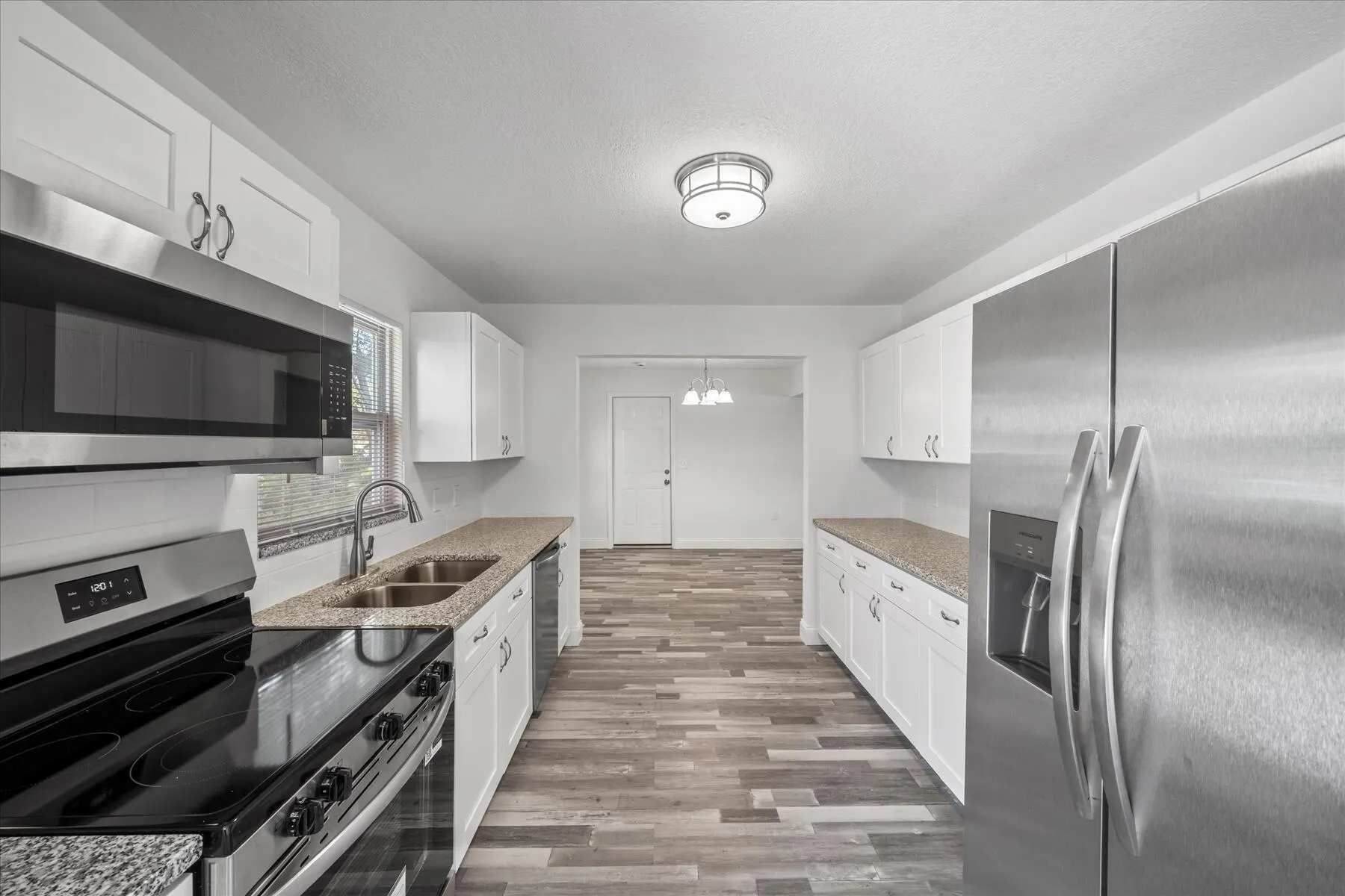 825 2nd Street