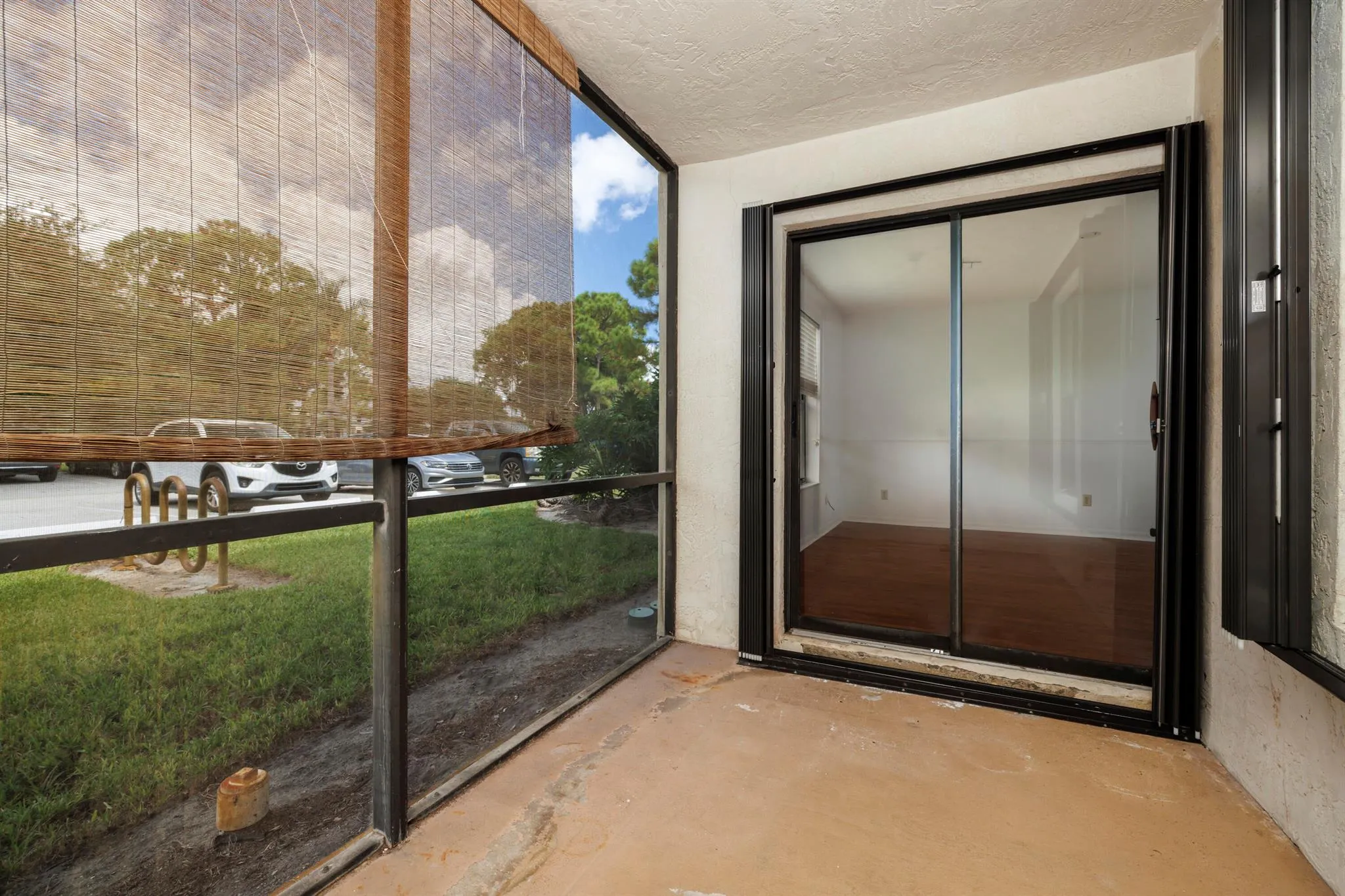6541 SE Federal Highway, #101
