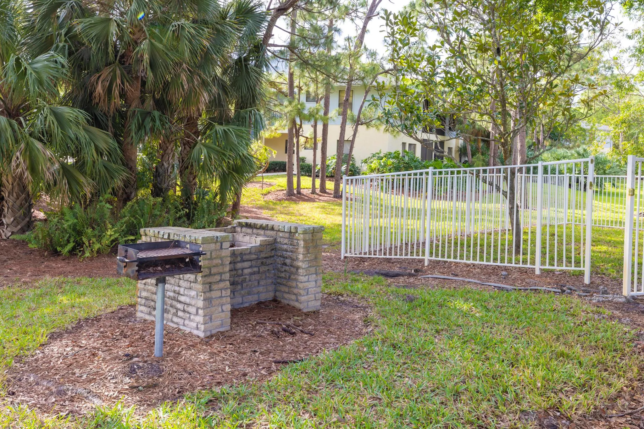 6541 SE Federal Highway, #101