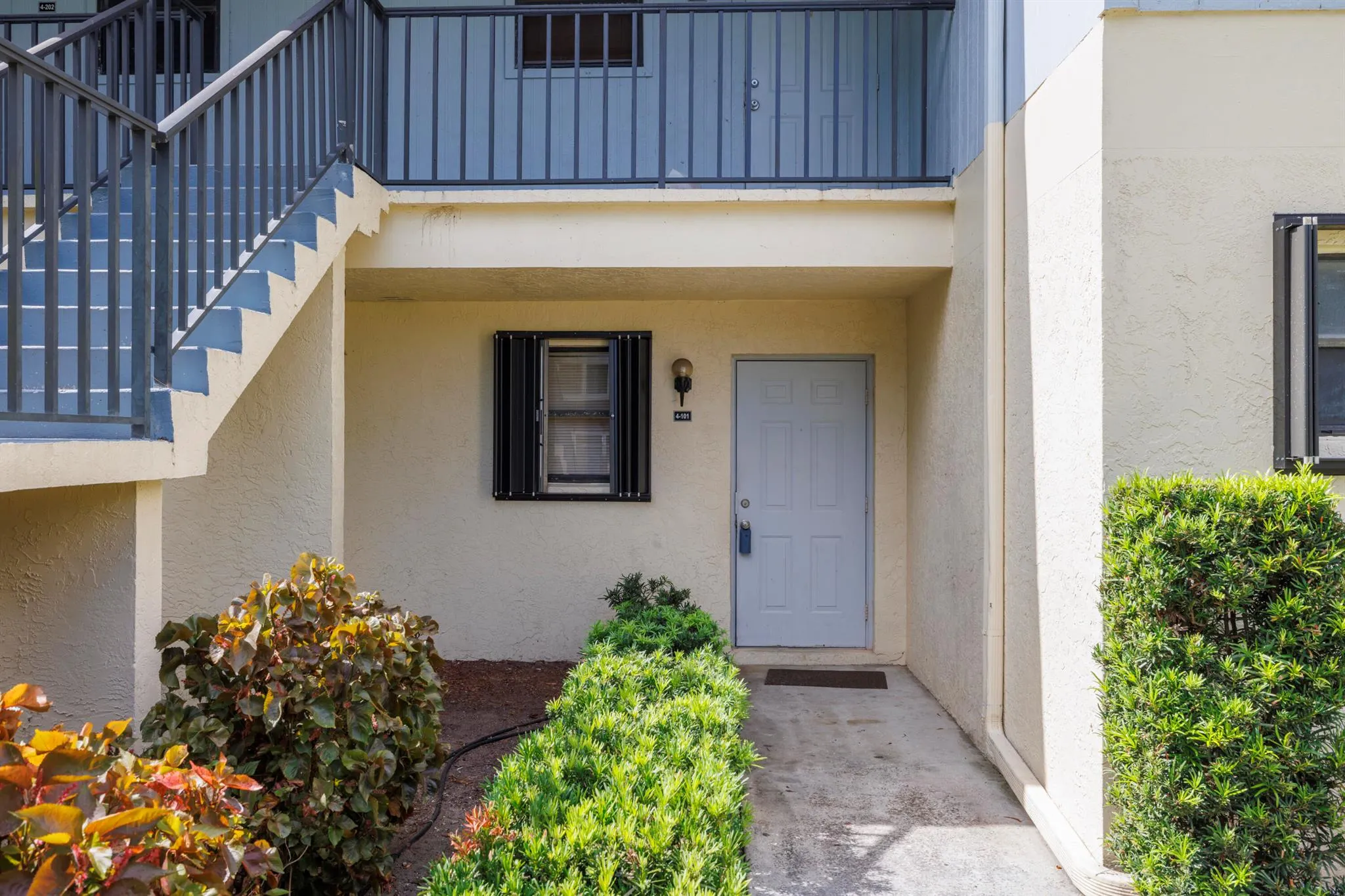 6541 SE Federal Highway, #101