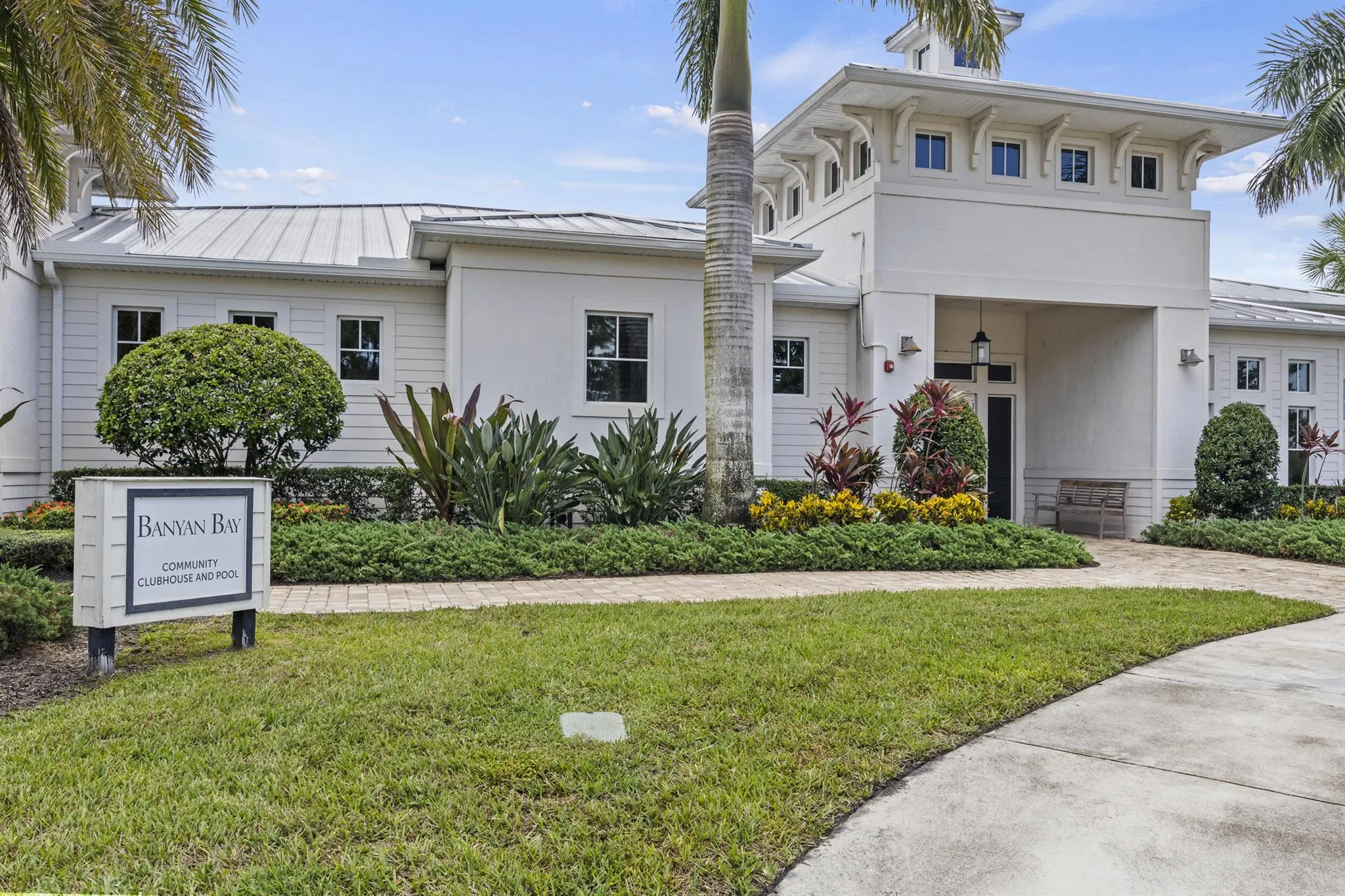 4610 SW Ardsley Drive