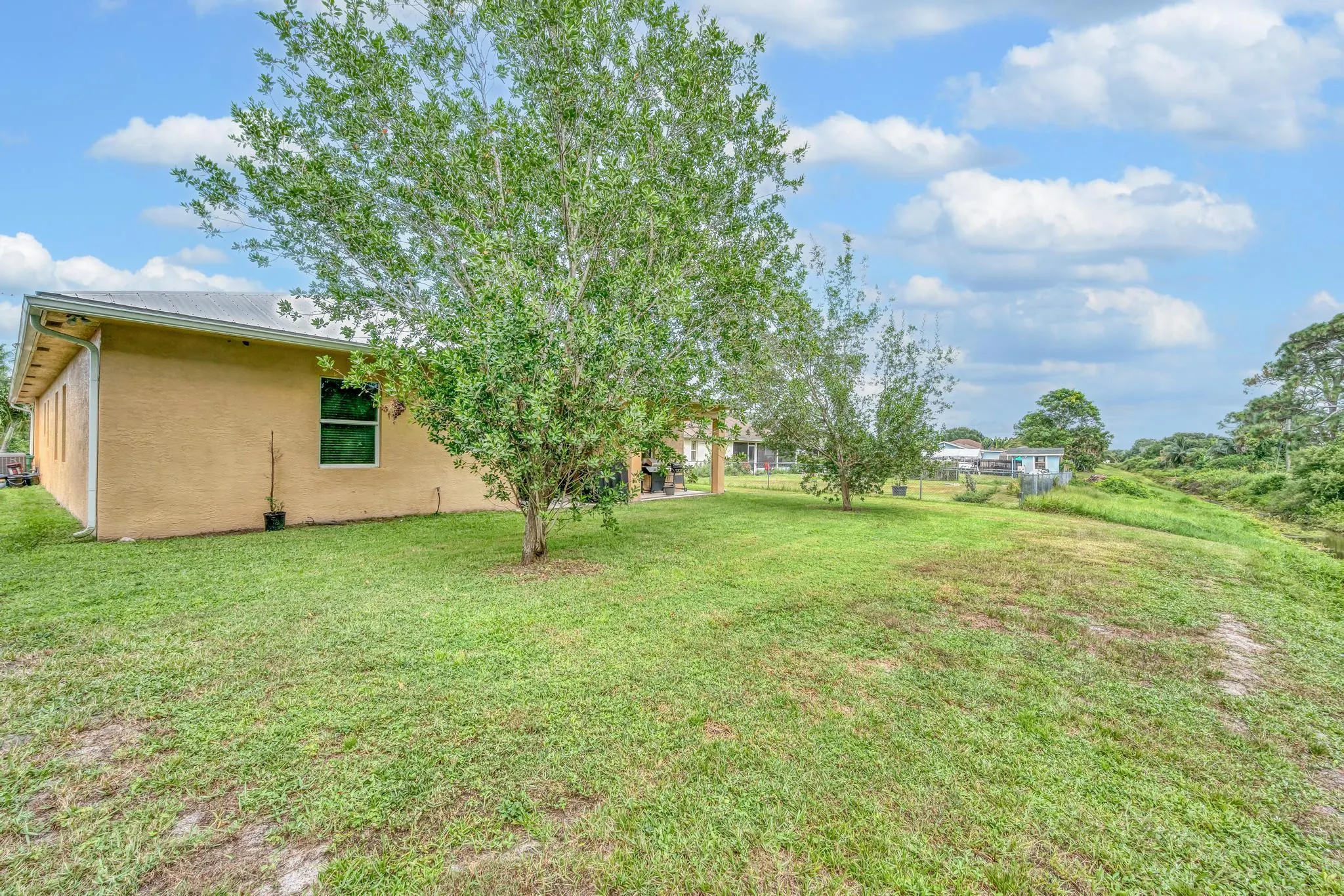 2082 SW Idaho Lane
